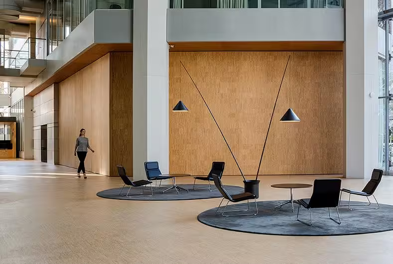North 5600 Floor Lamp