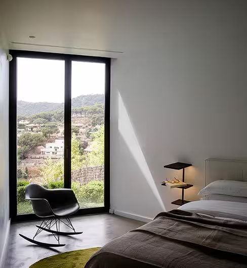 Suite 6031 LED Table Lamp