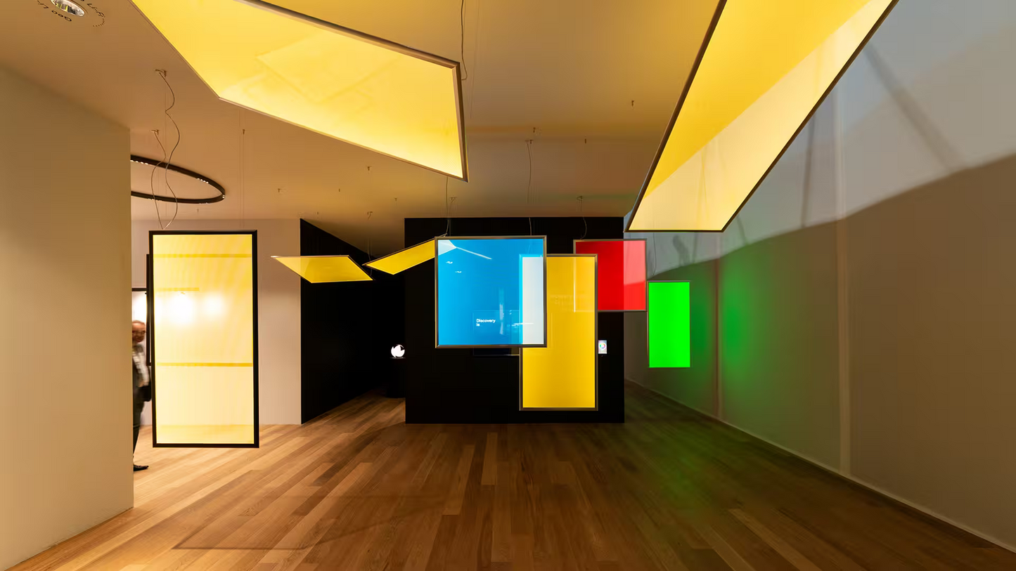 Discovery Space Square RGBW LED Pendant DALI