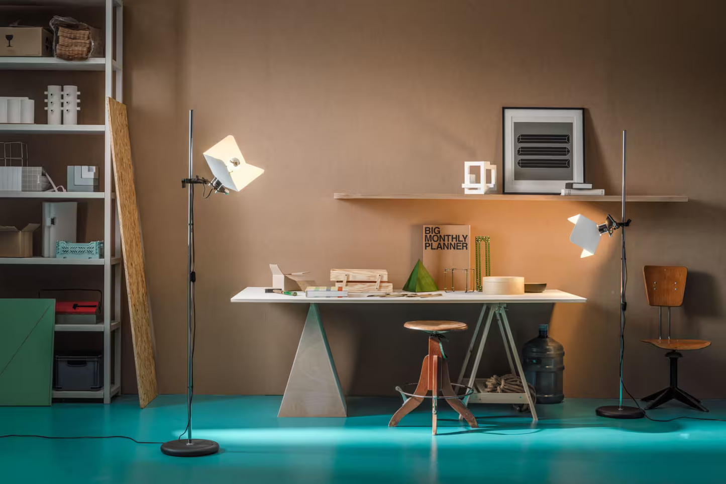 Triedro Floor Lamp