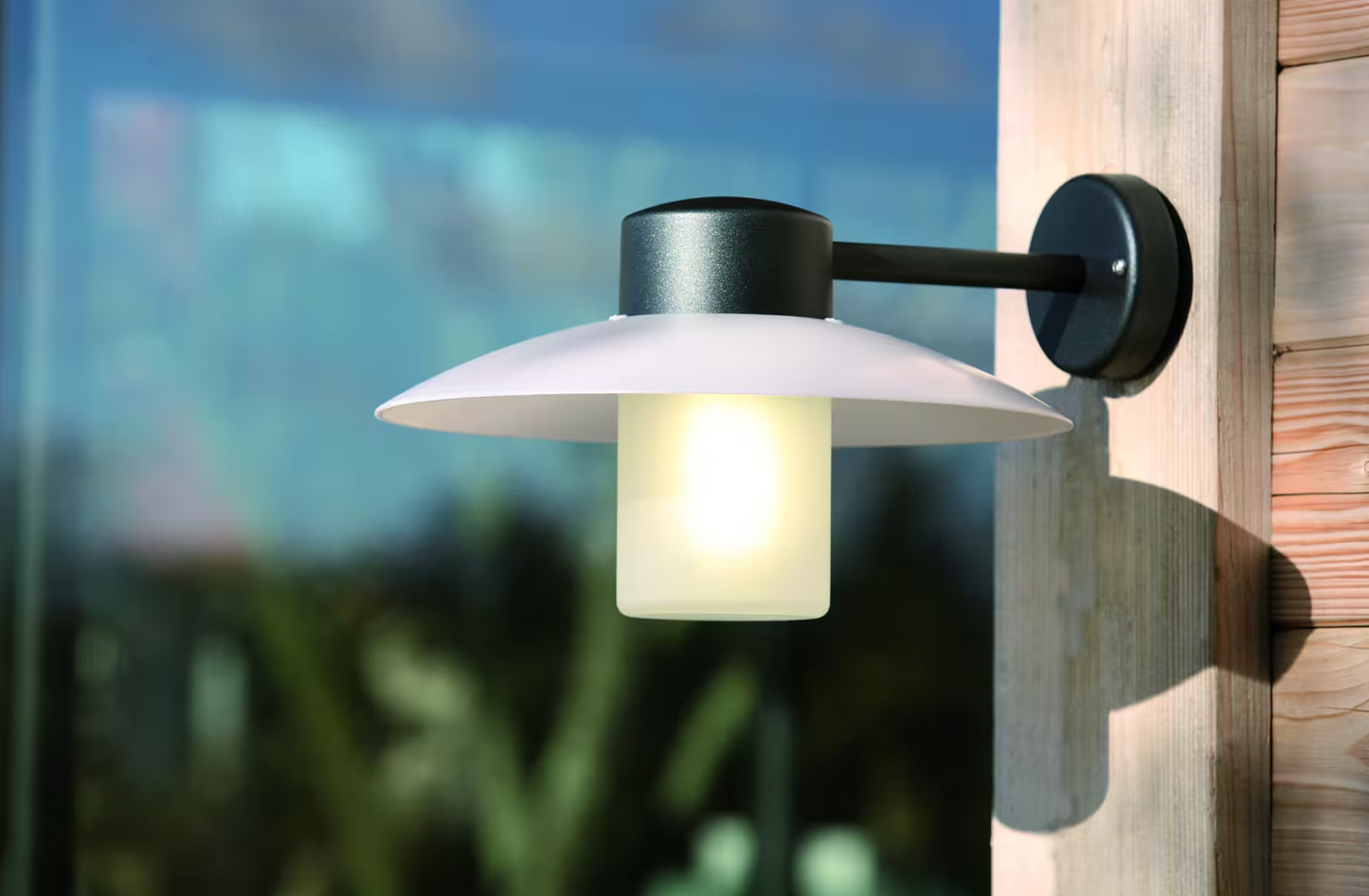 Aubanne Model 1 Frosted Glass Wall Bracket