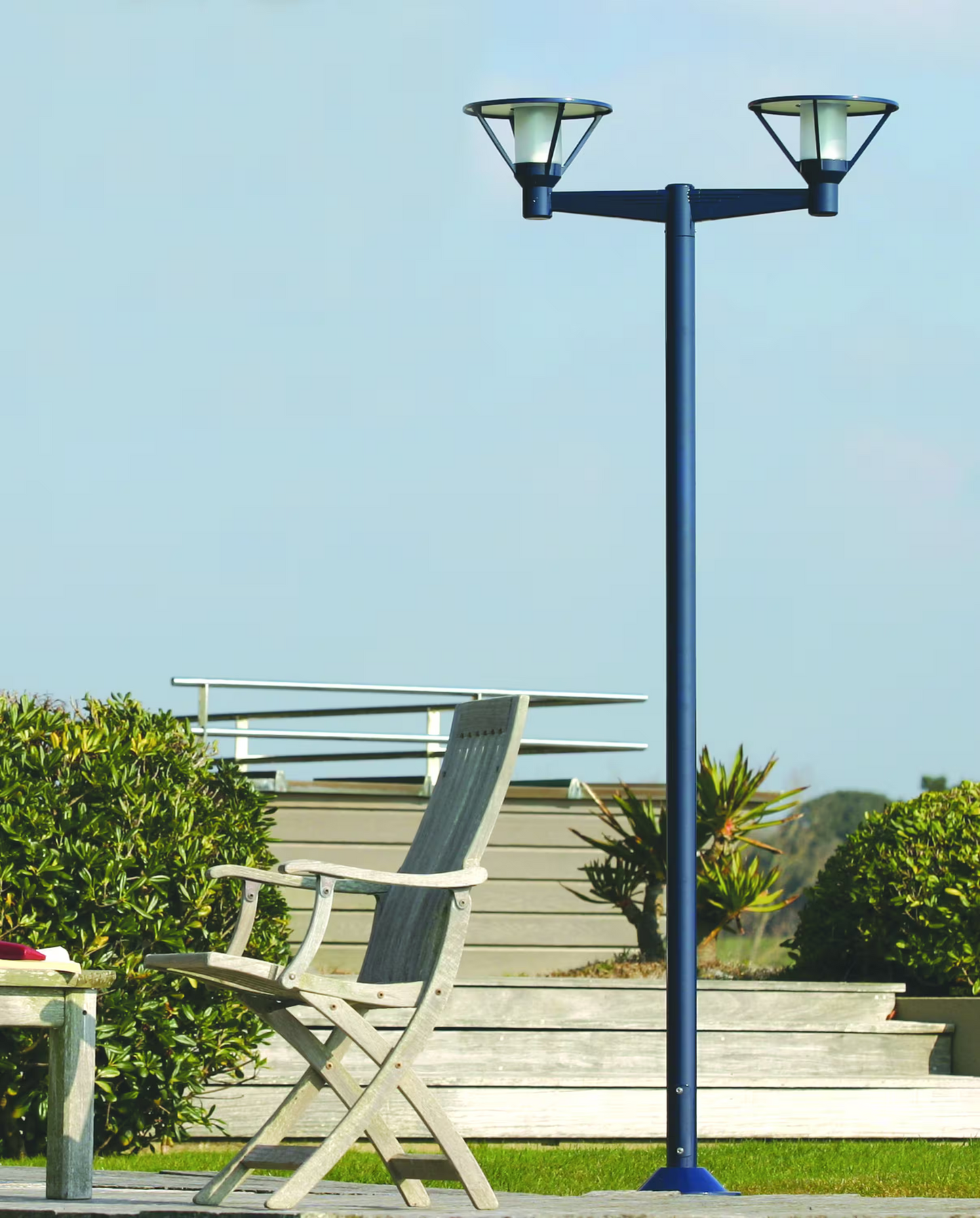 Bermude Large Double Arm Frosted Glass Lamp Post