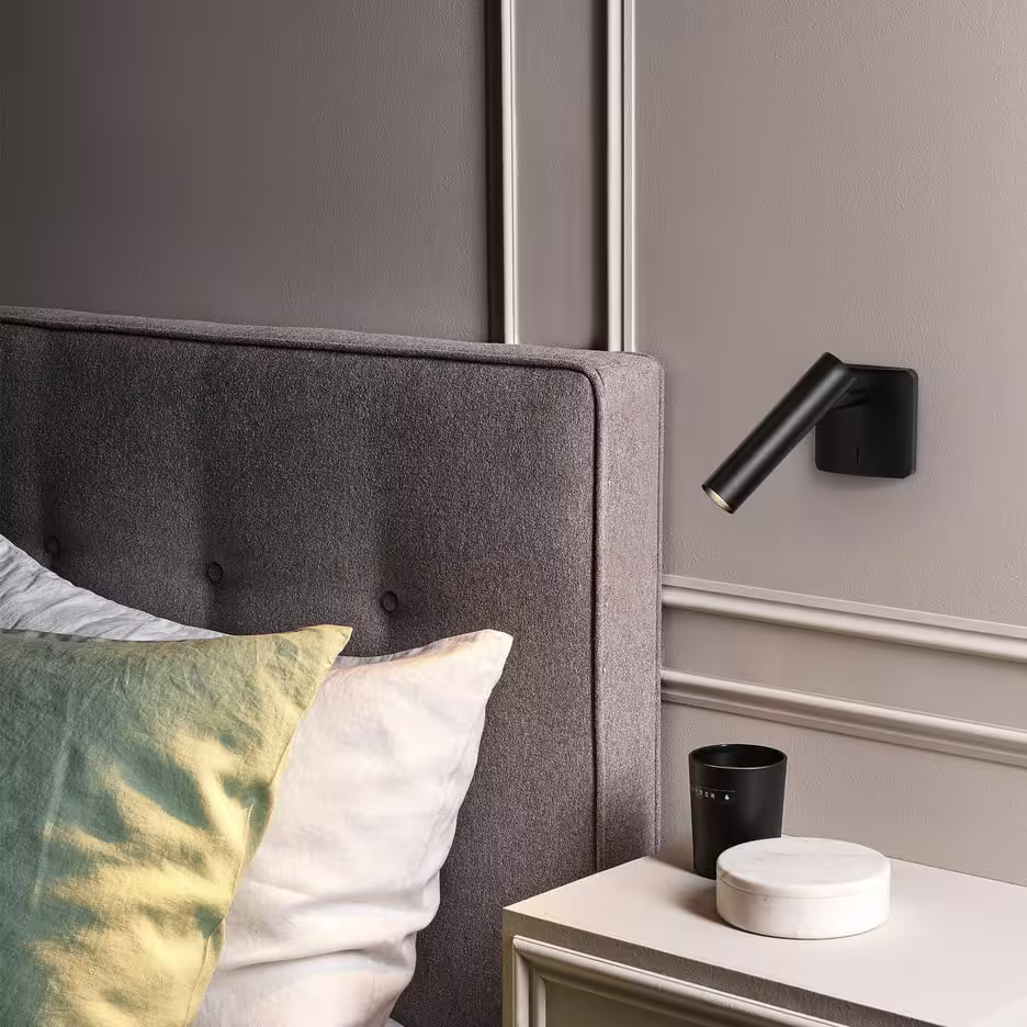 Leda Single Wall Spotlight