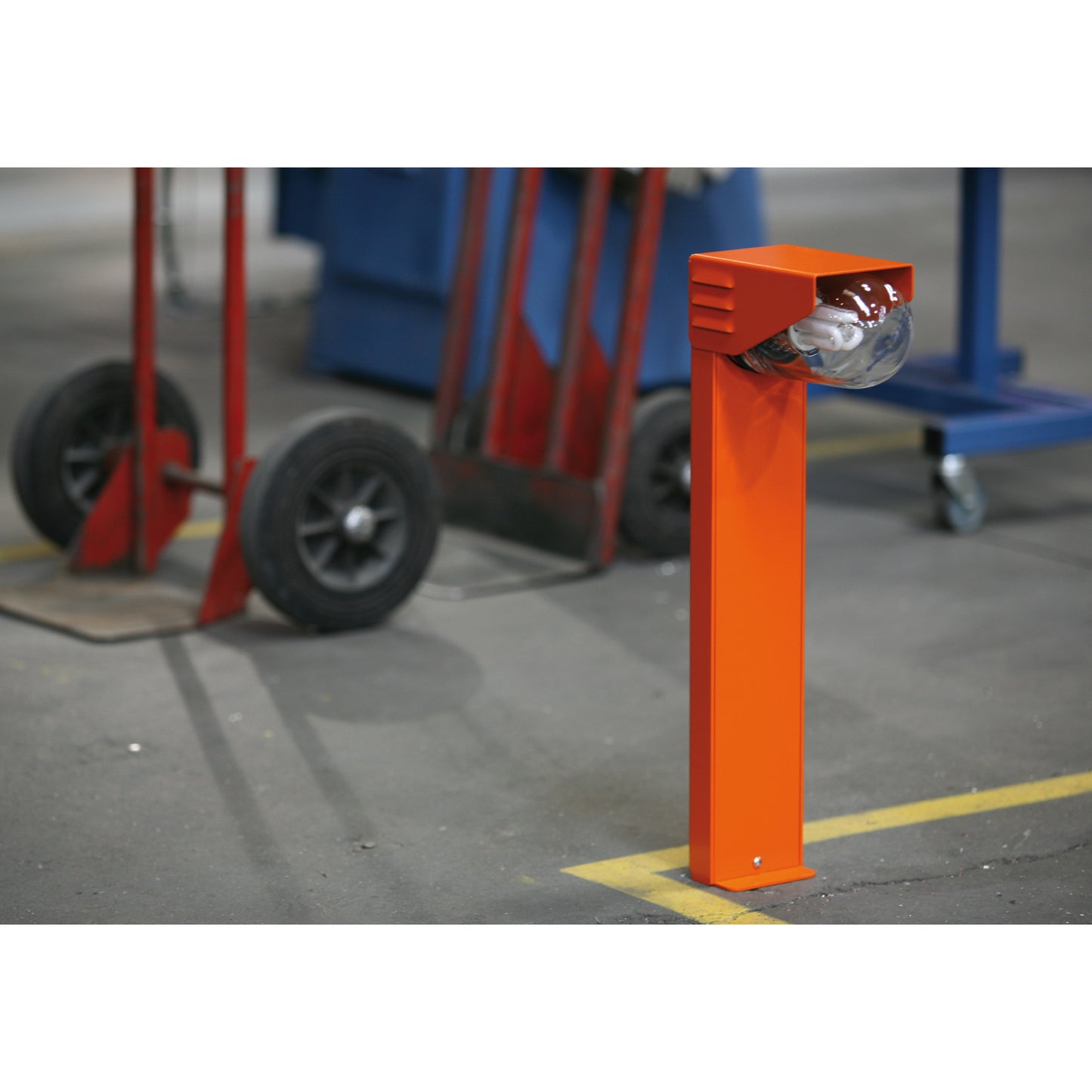 RP195 Large Clear Glass Bollard with Folded Metal Head