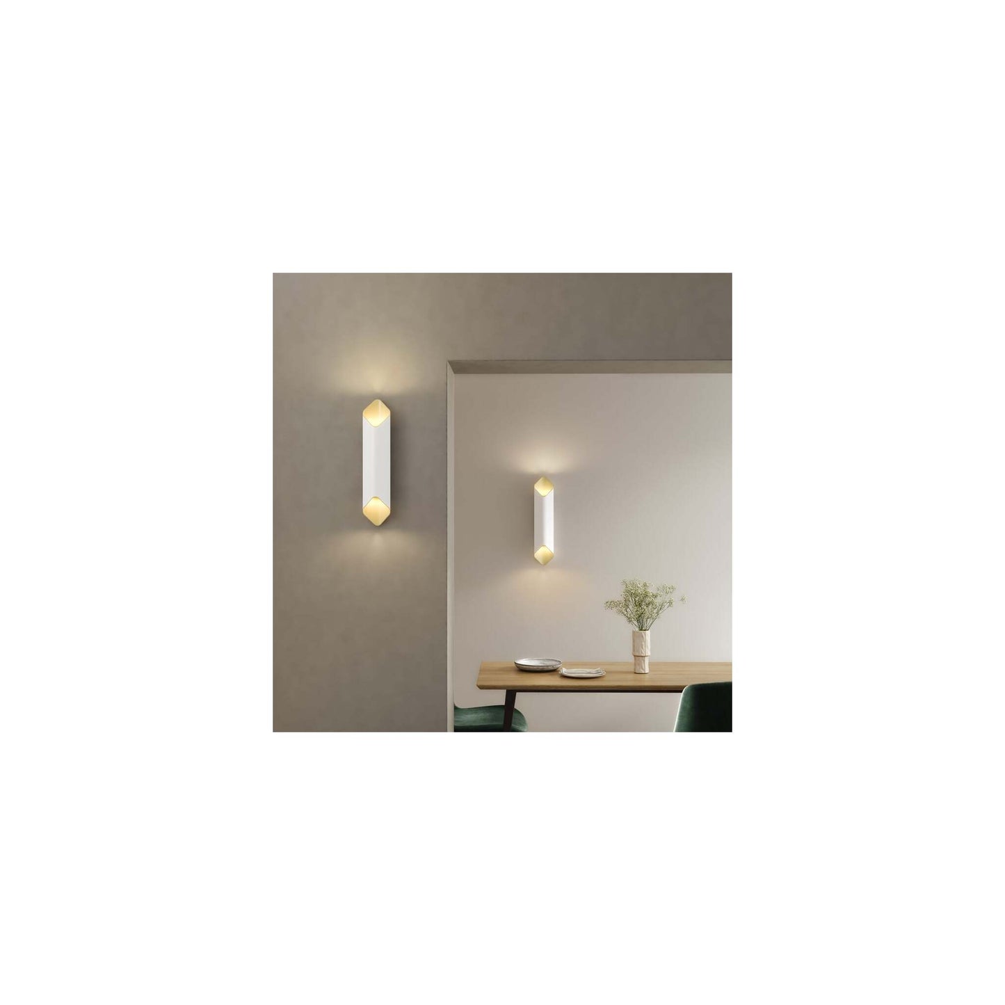Ako Phase Wall Light
