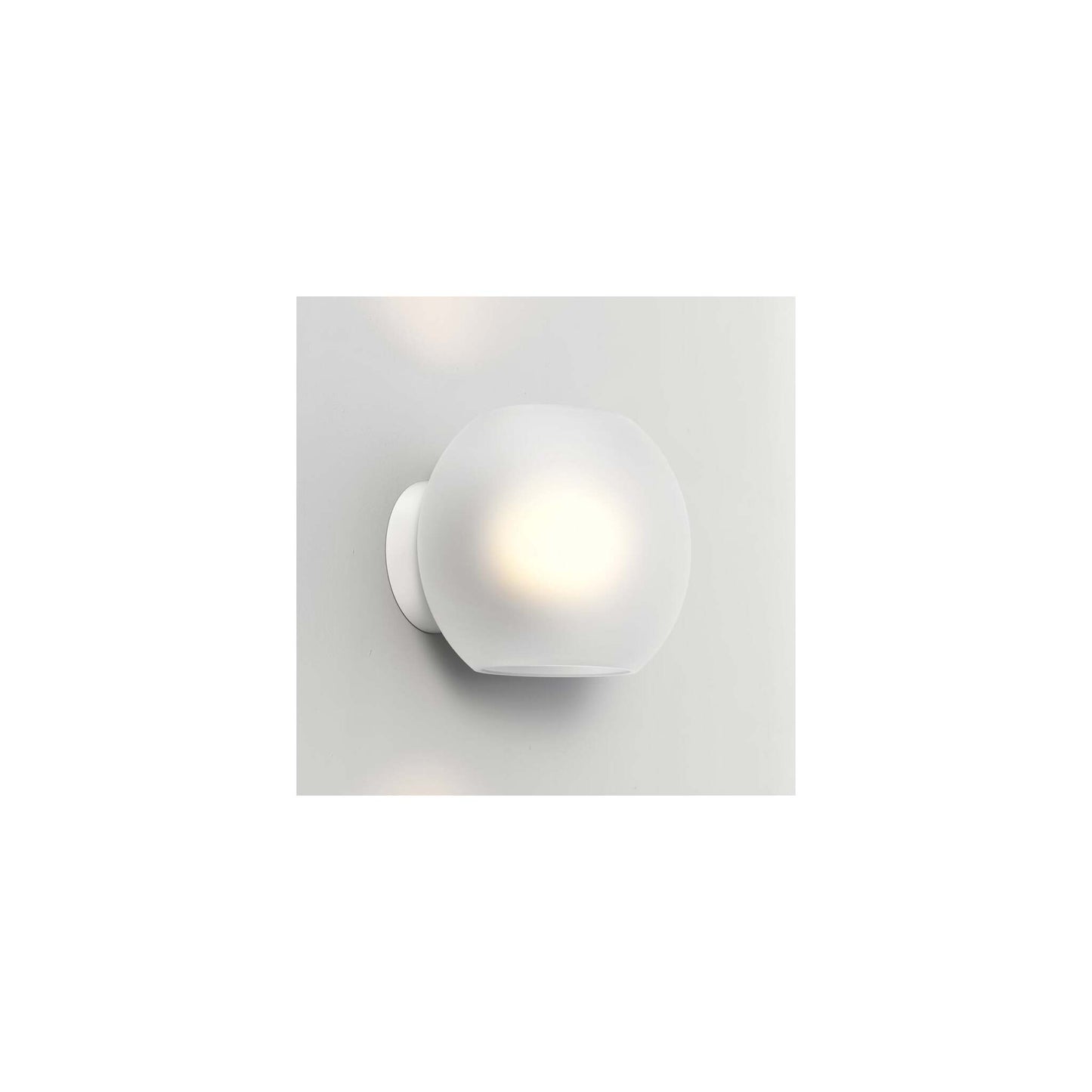 Luna Wall Light