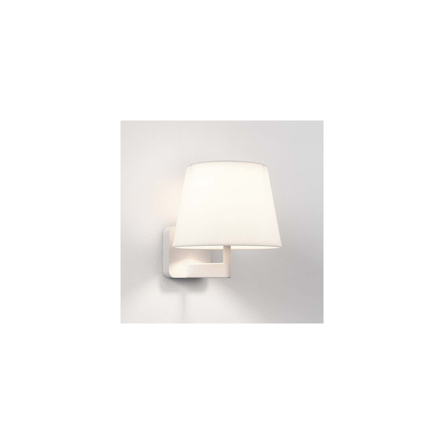 Beaumont Wall Light