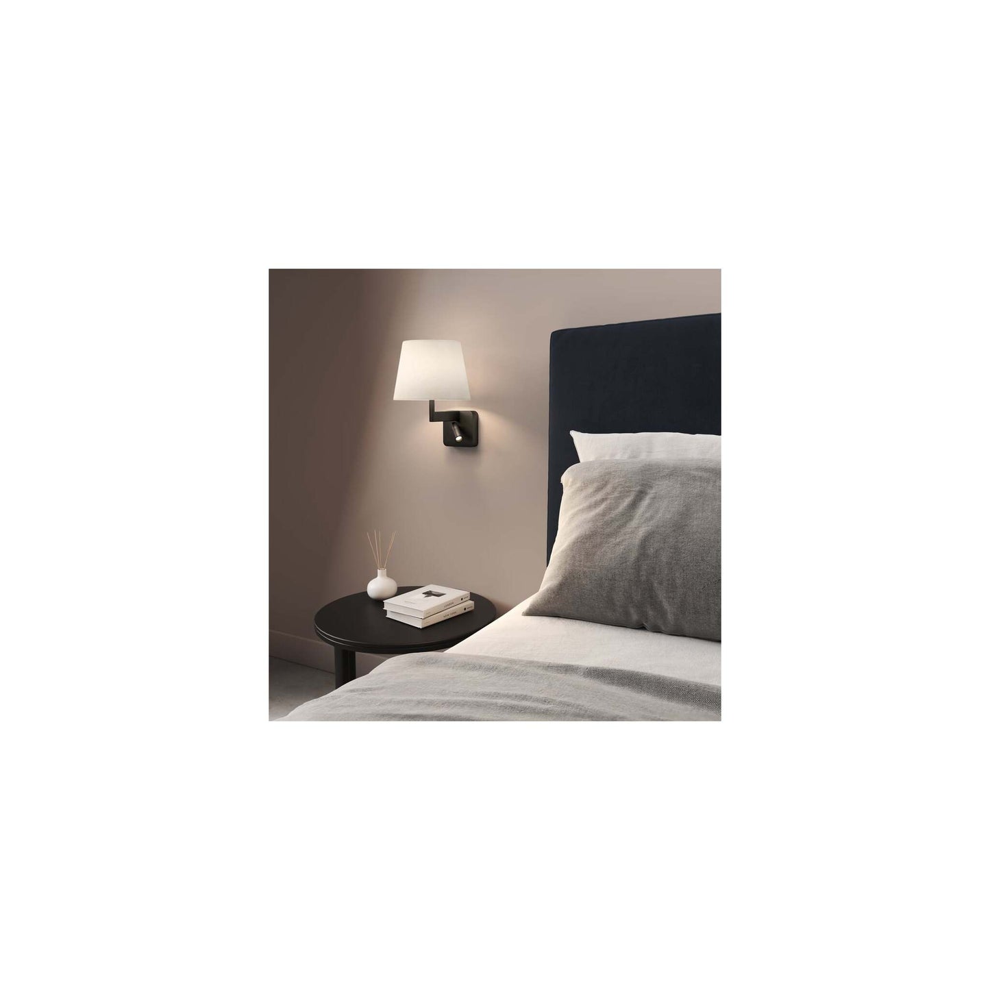 Beaumont Reader Wall Light