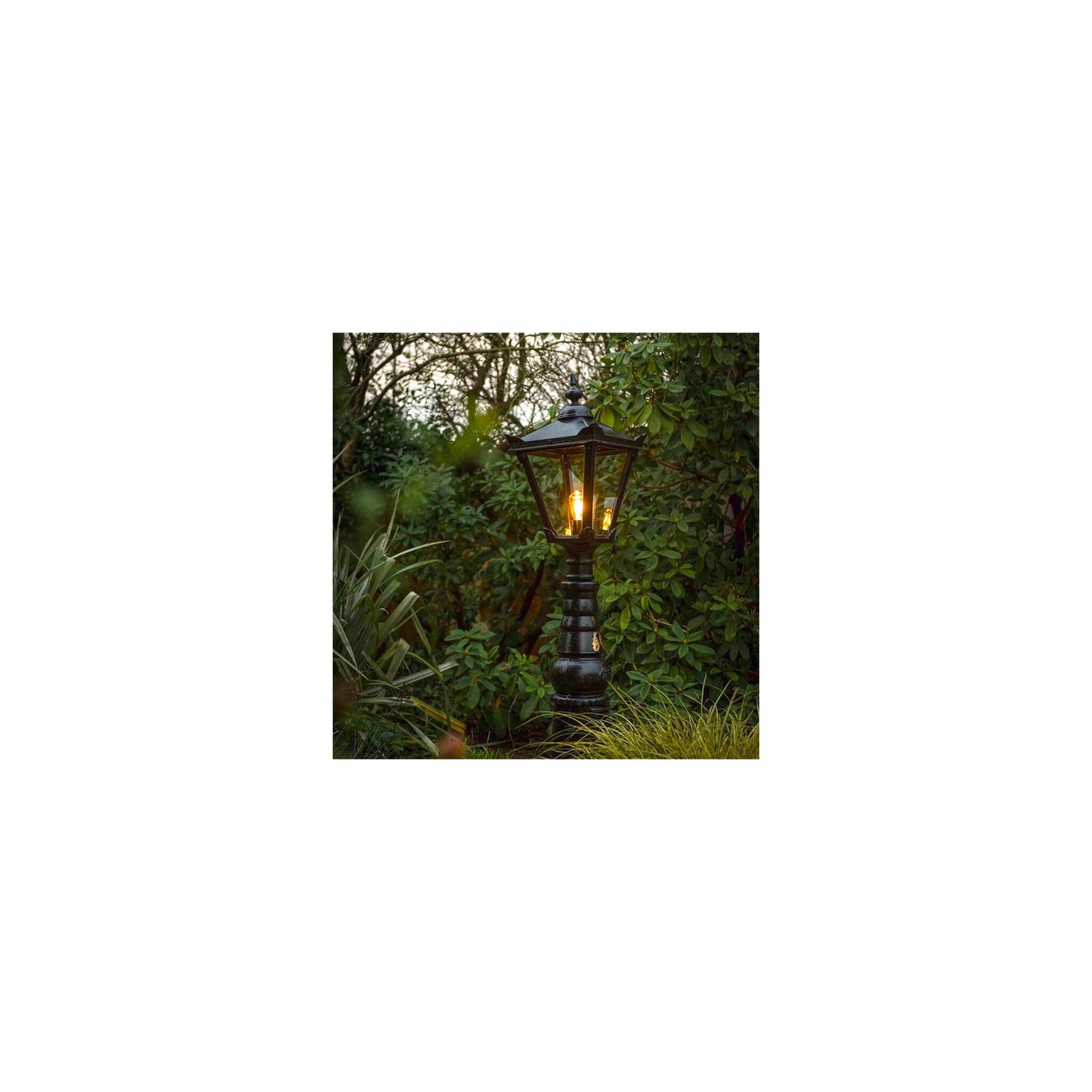 Victorian traditional cast iron pedestal light 1.54m