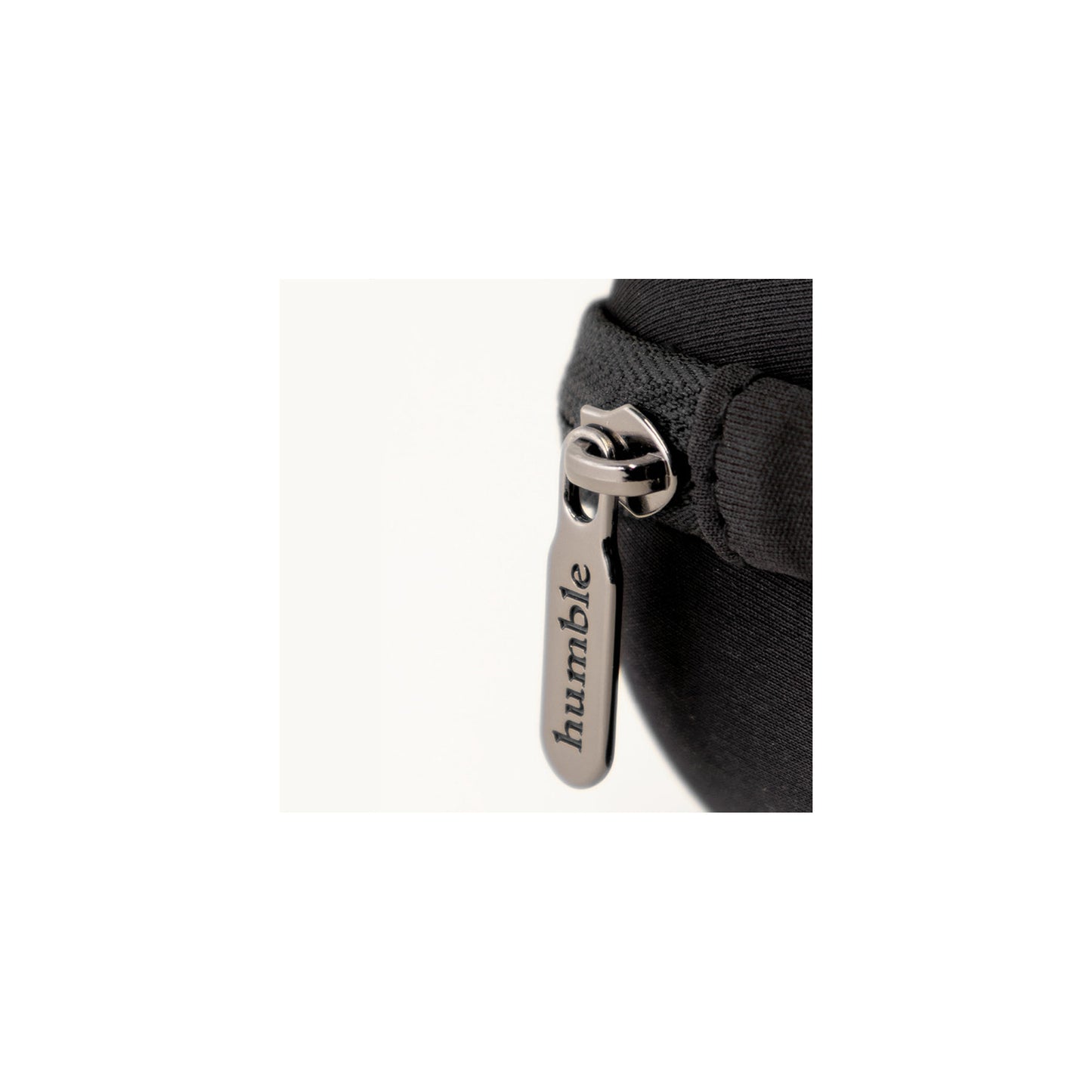 Humble travel case black