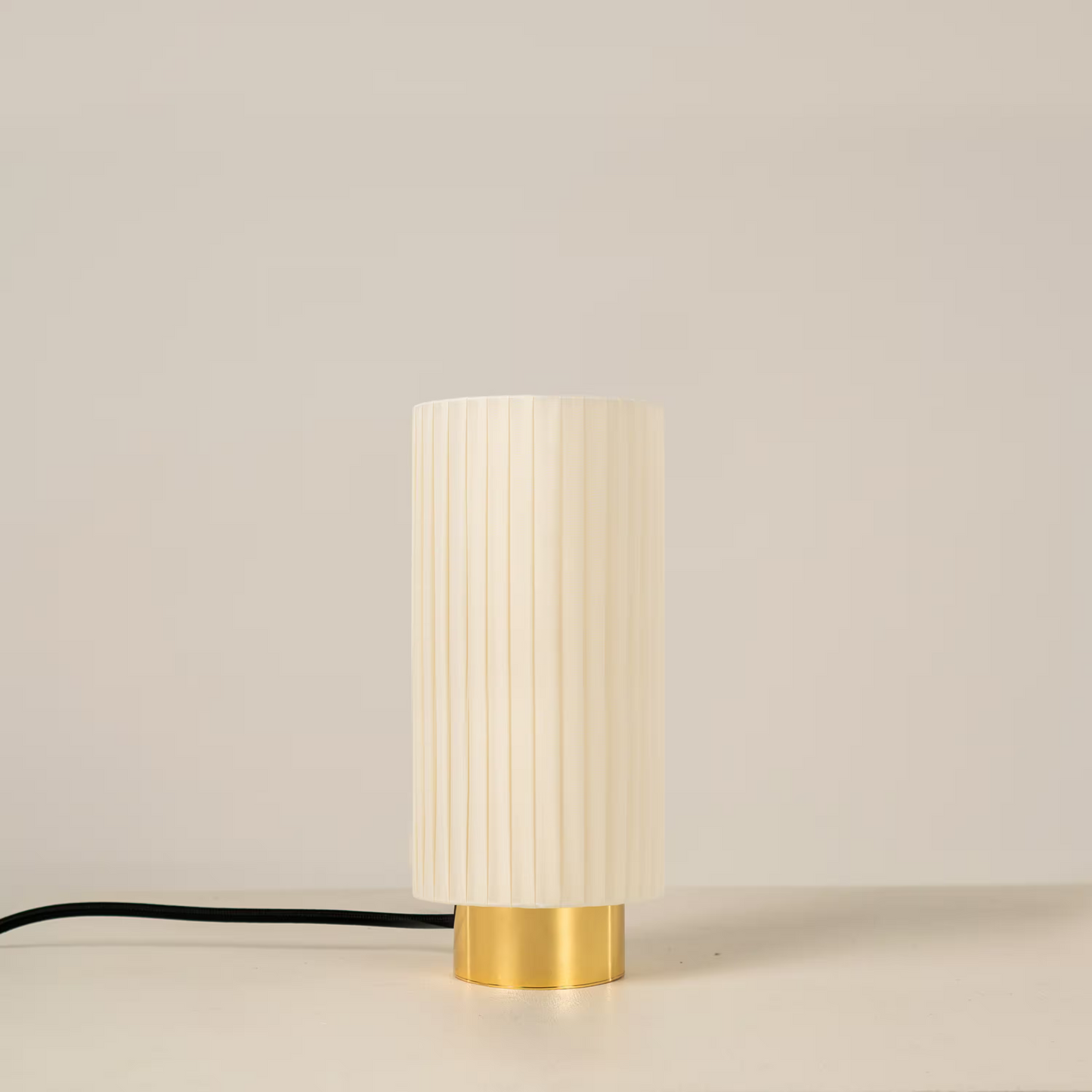 Ruban D70 Table Lamp