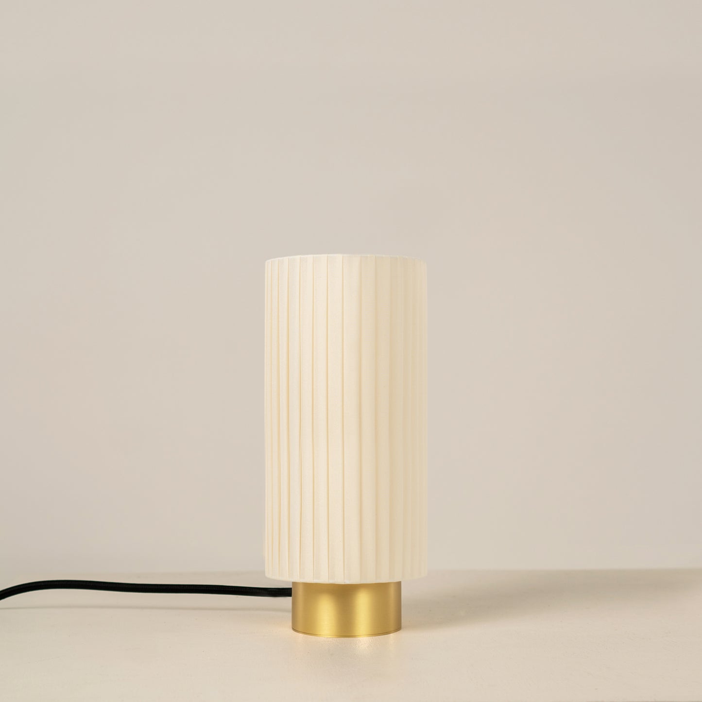 Ruban D70 Table Lamp