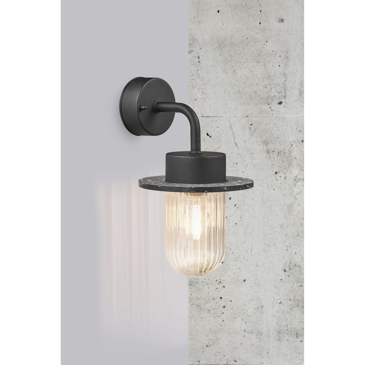 Januka Wall Light