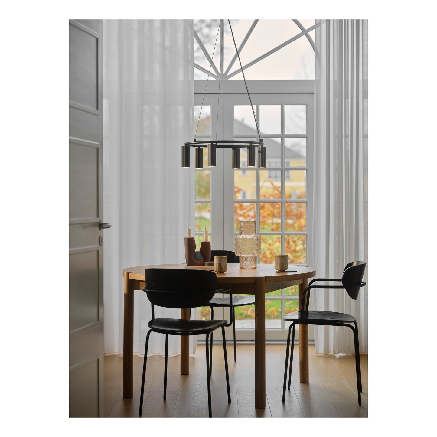 Vico Chandelier Pendant in Black