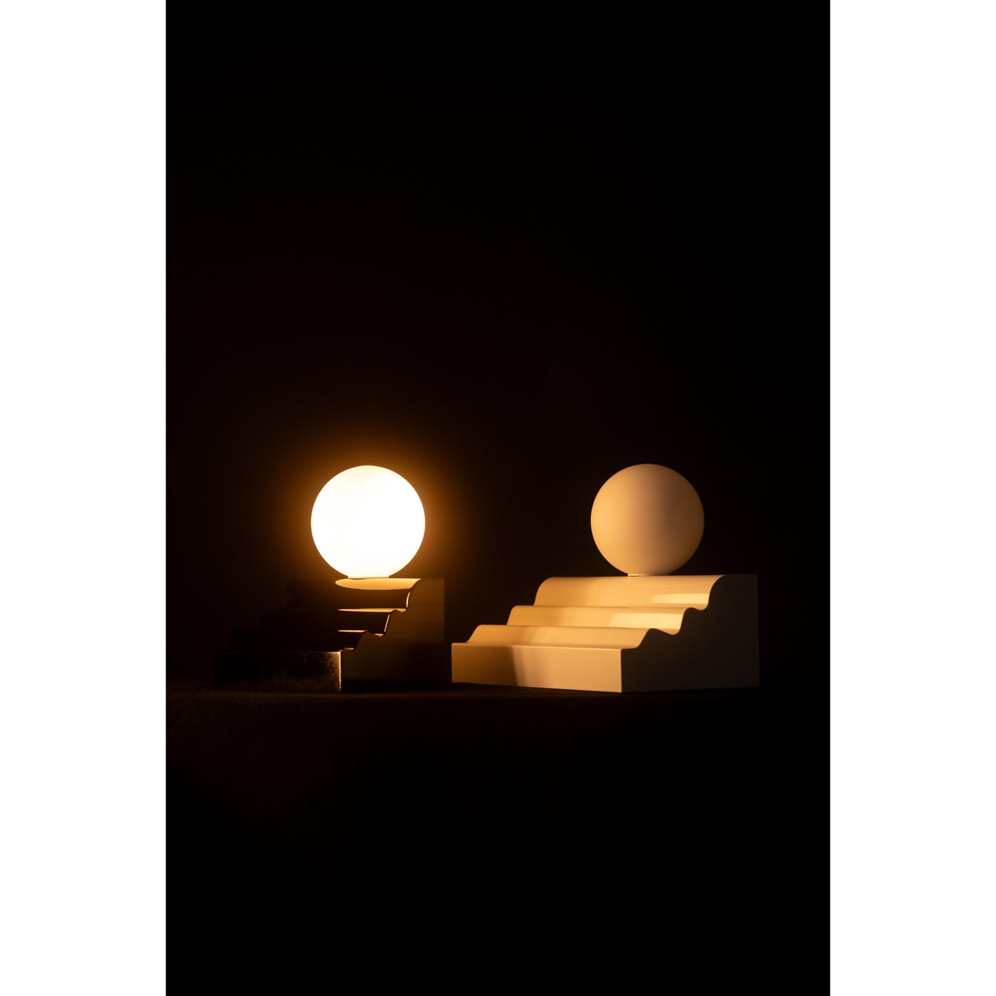 Moulures Small Debout Table Lamp in Black