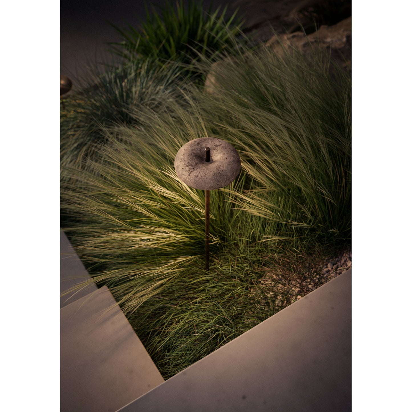 Pantarhei Outdoor Garden Light in Brass