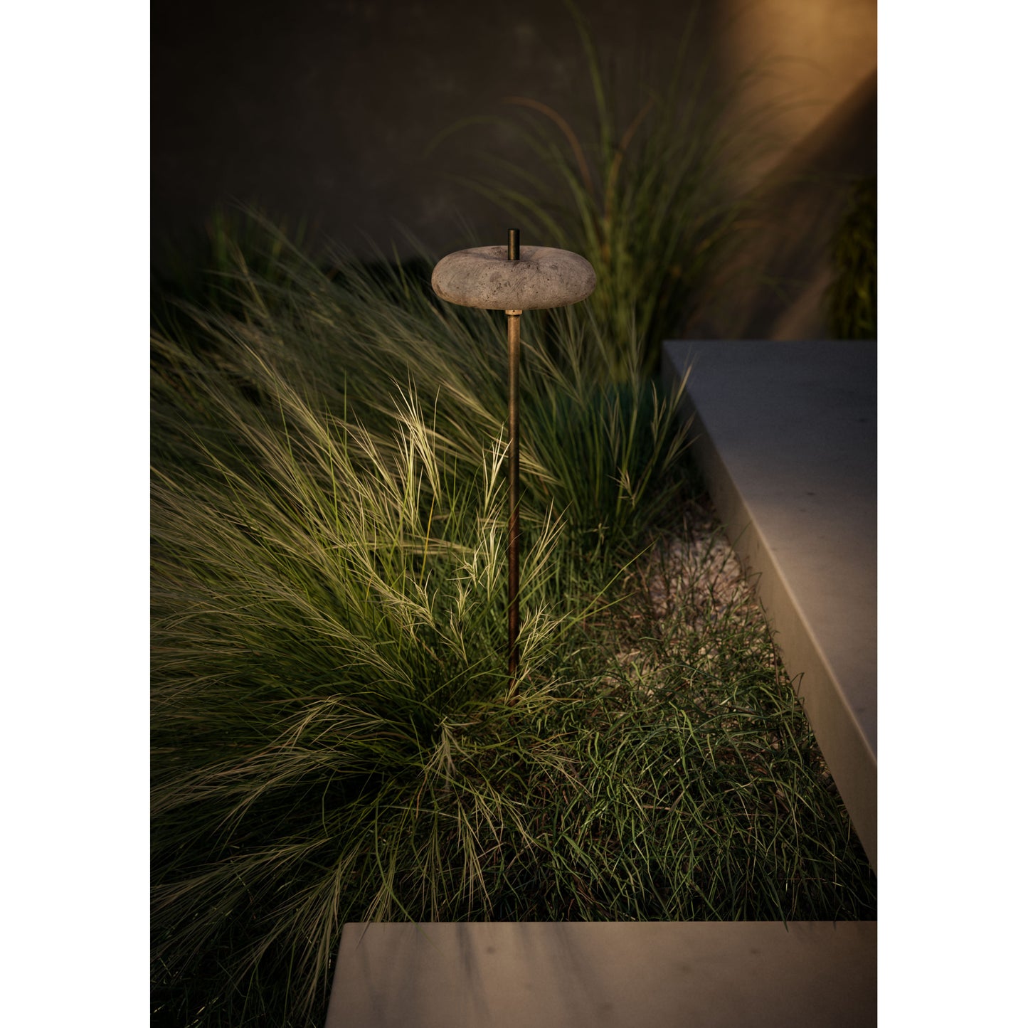 Pantarhei Outdoor Garden Light in Brass
