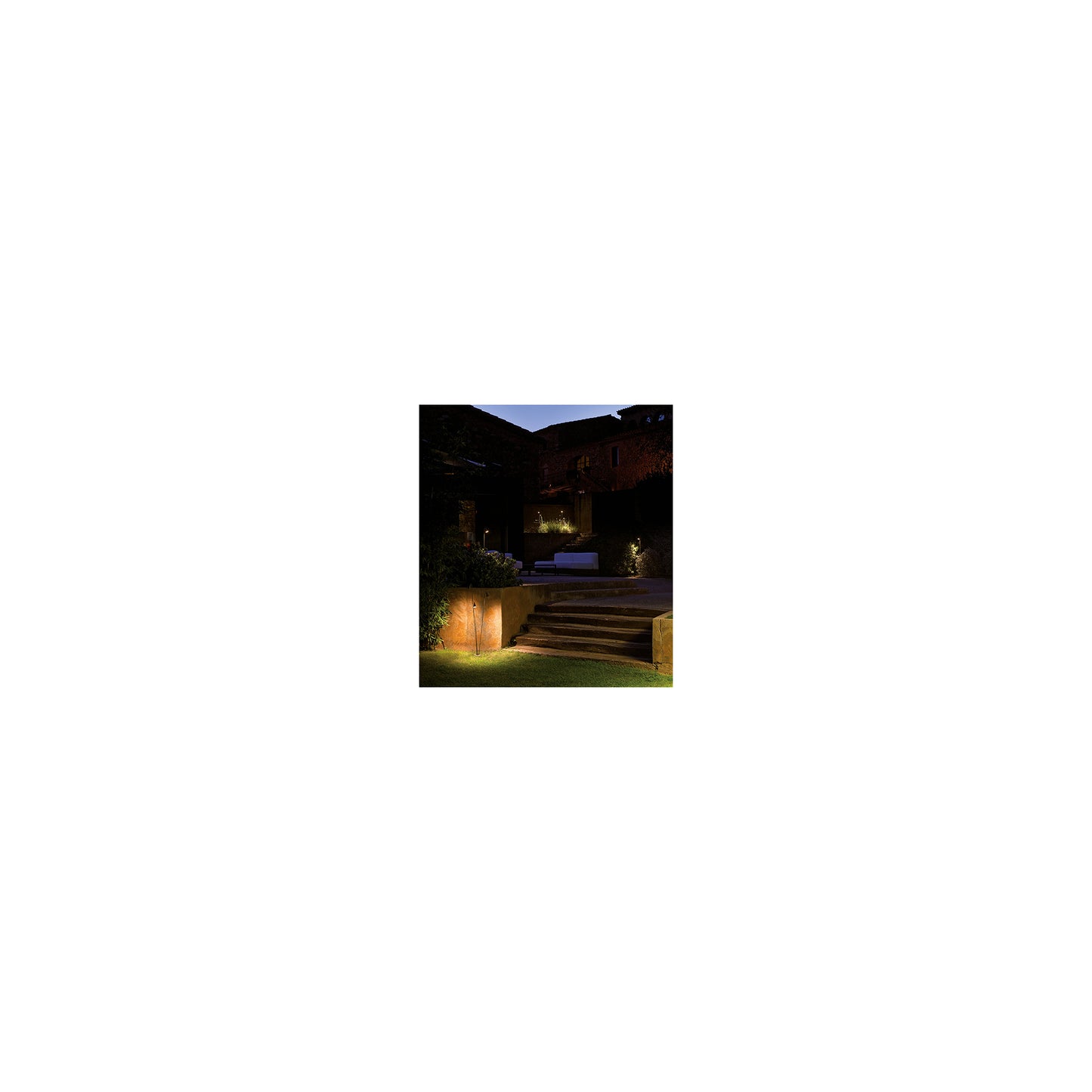 Brisa 4635 3-Light Outdoor LED Floor Lamp