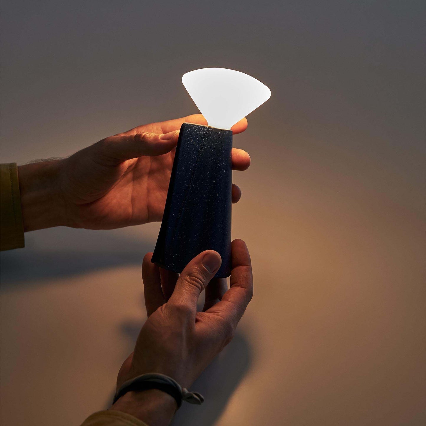 Mantle Portable Lamp