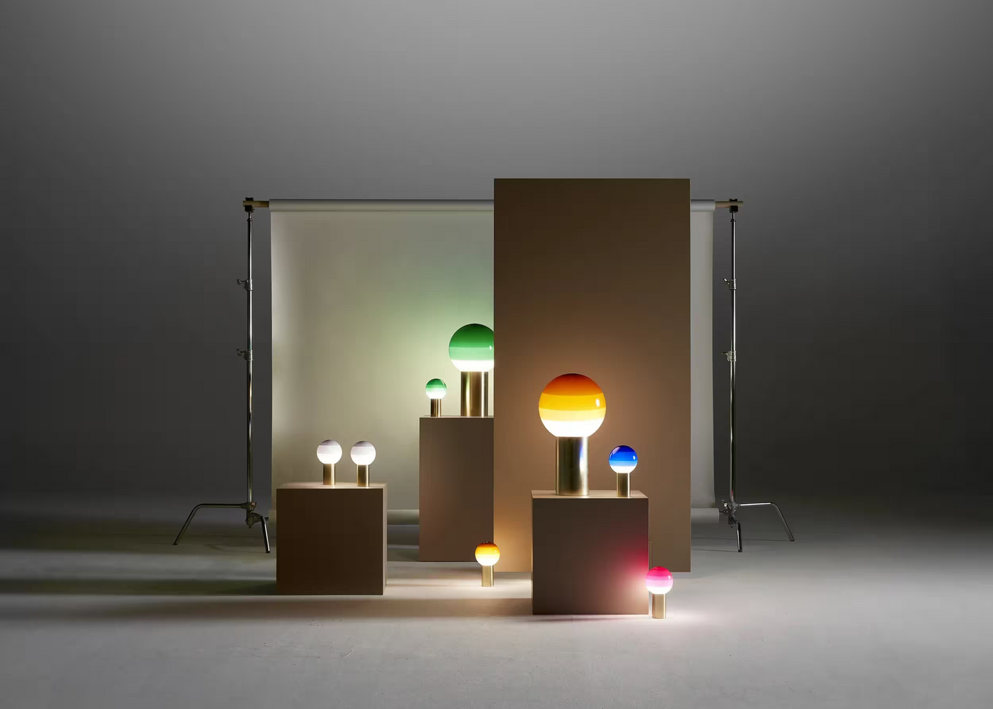 Dipping Light Table Lamp