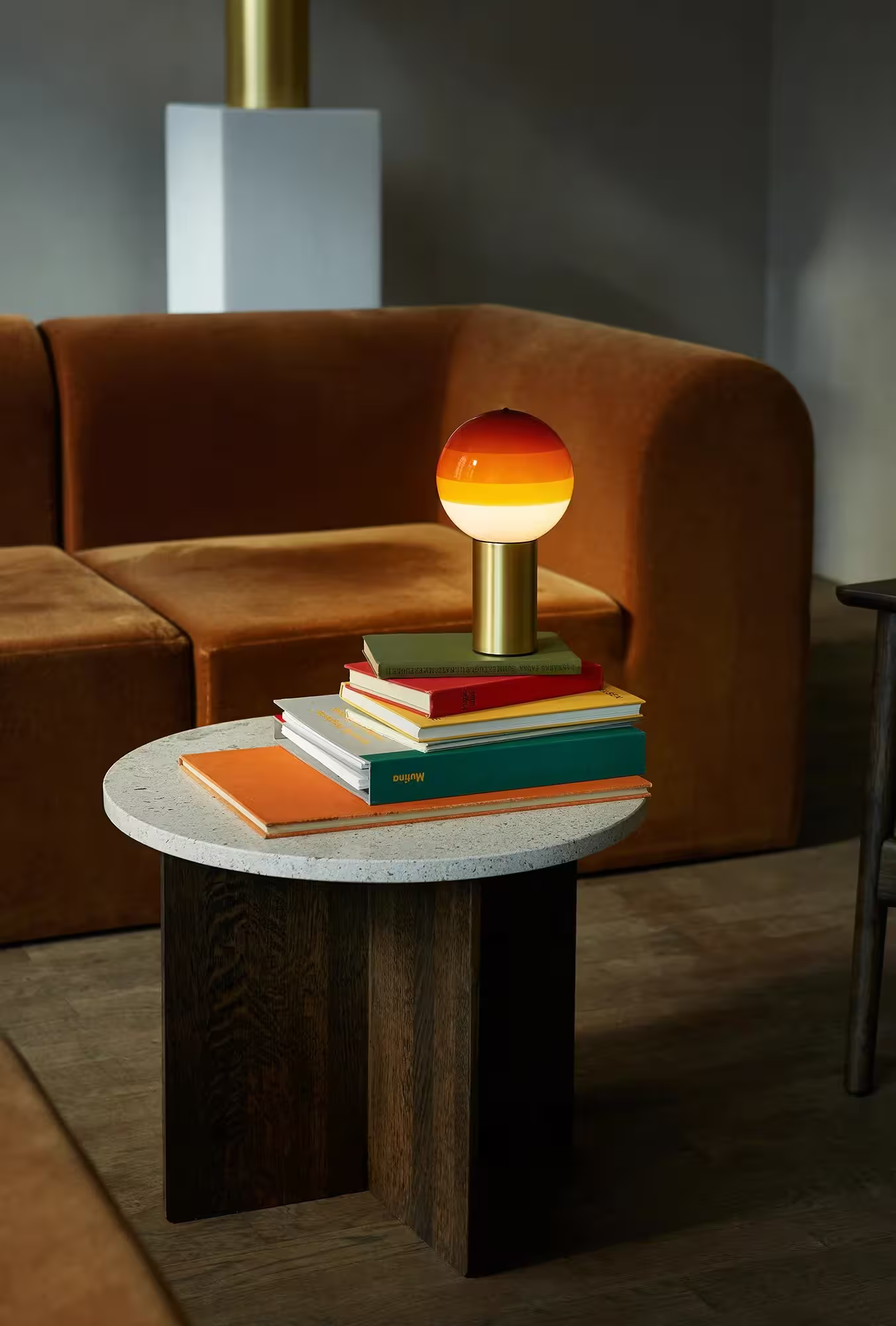 Dipping Light Table Lamp
