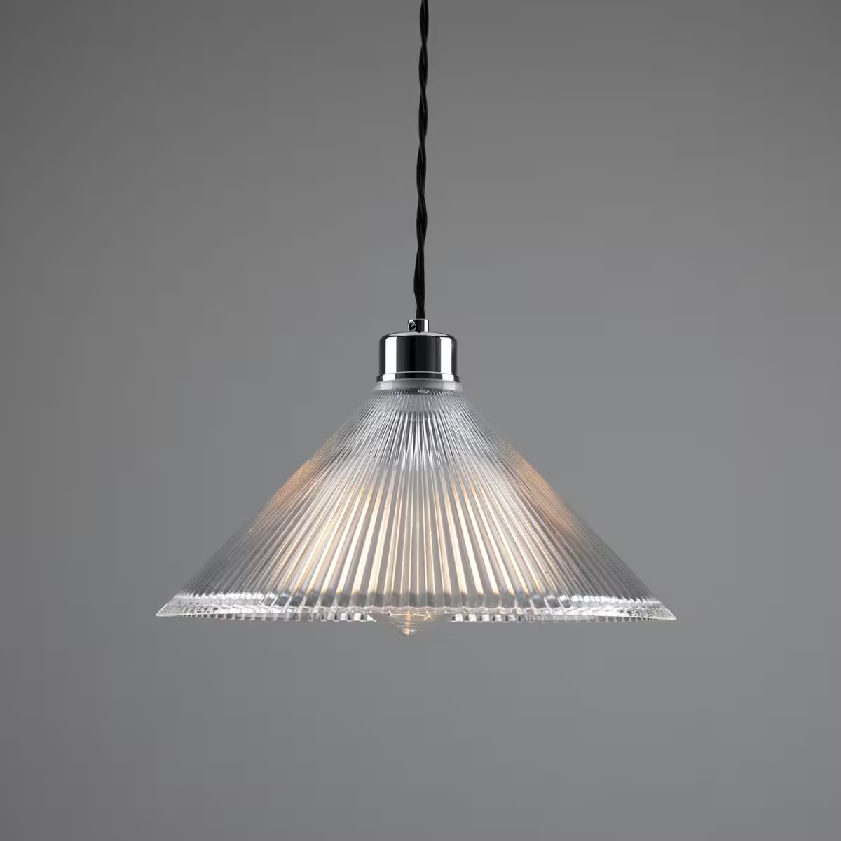 Rebell Prismatic Glass Pendant