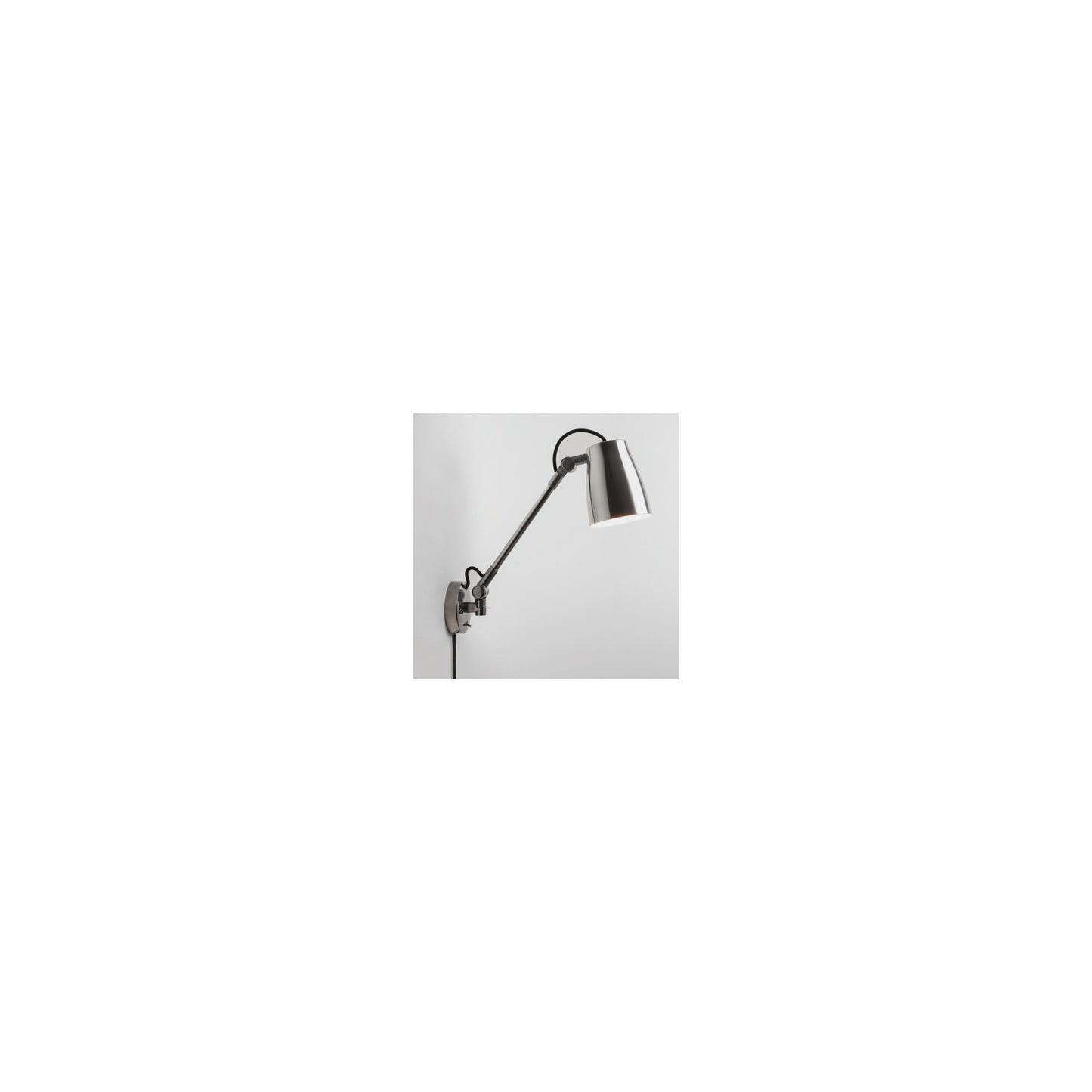 Atelier Grande Wall Light