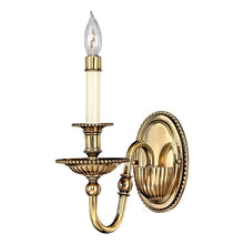 Hinkley Cambridge Single-Arm Wall Light