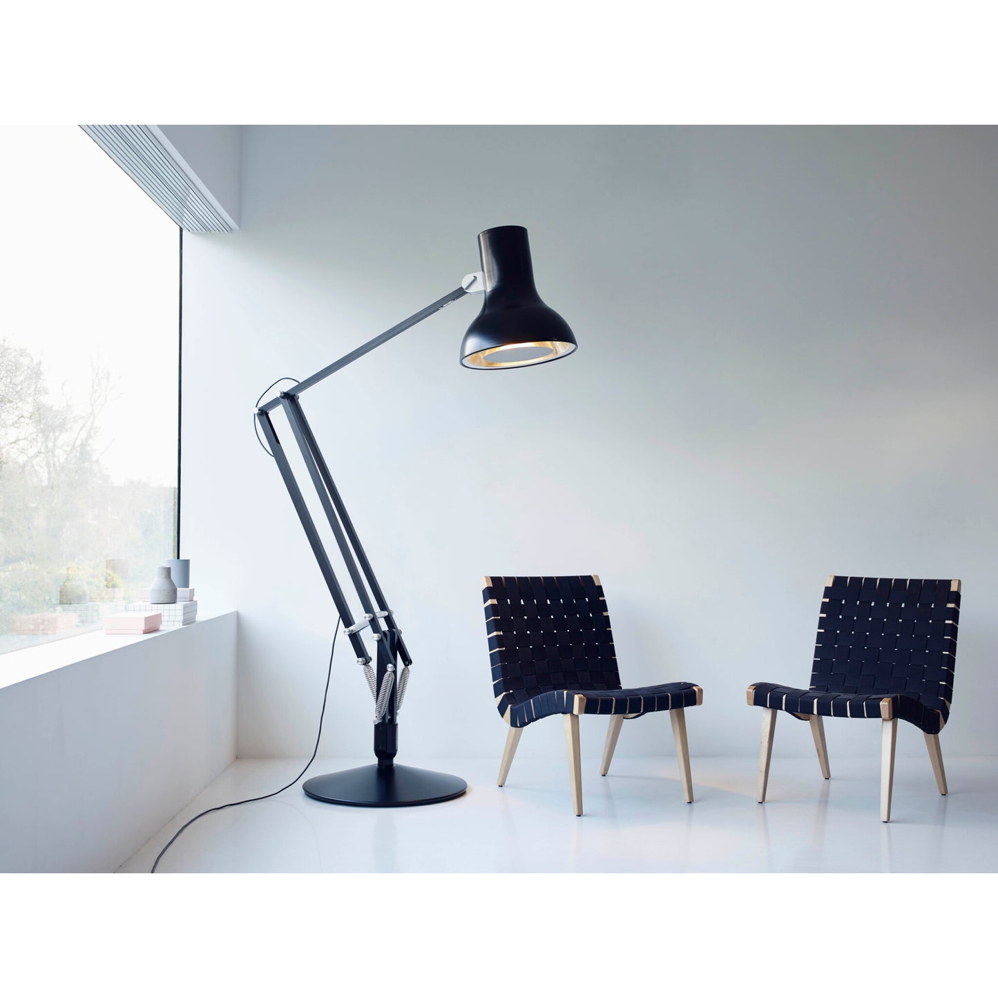 Type 75 Giant Desk Lamp