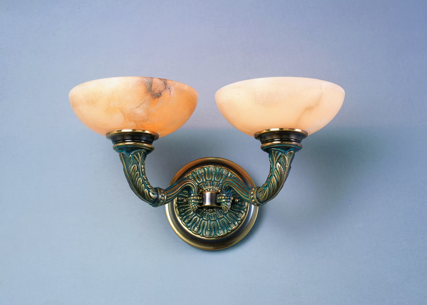 Royal Heritage 2-Light Wall Bracket