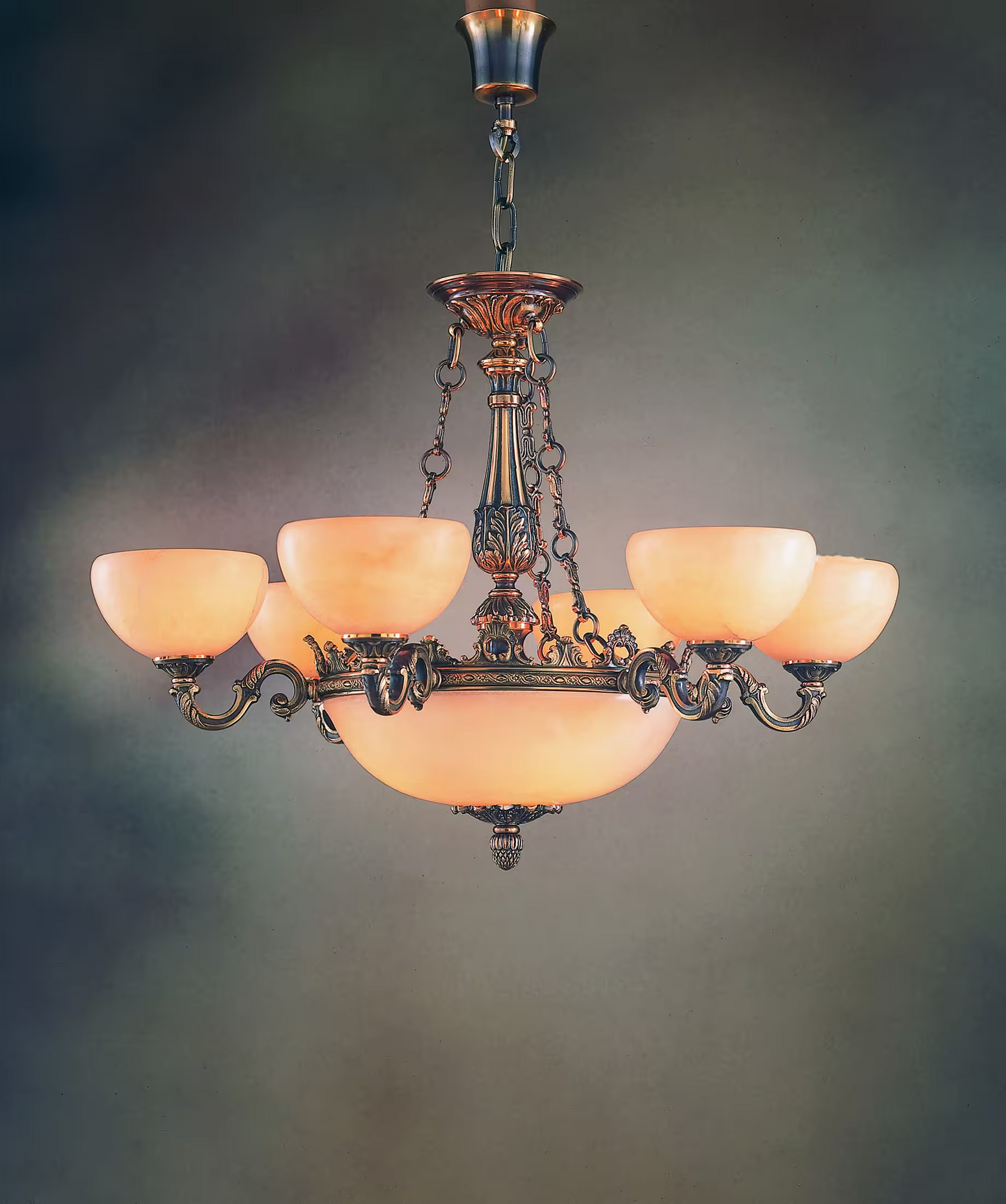 Royal Heritage 9-Light Chandelier