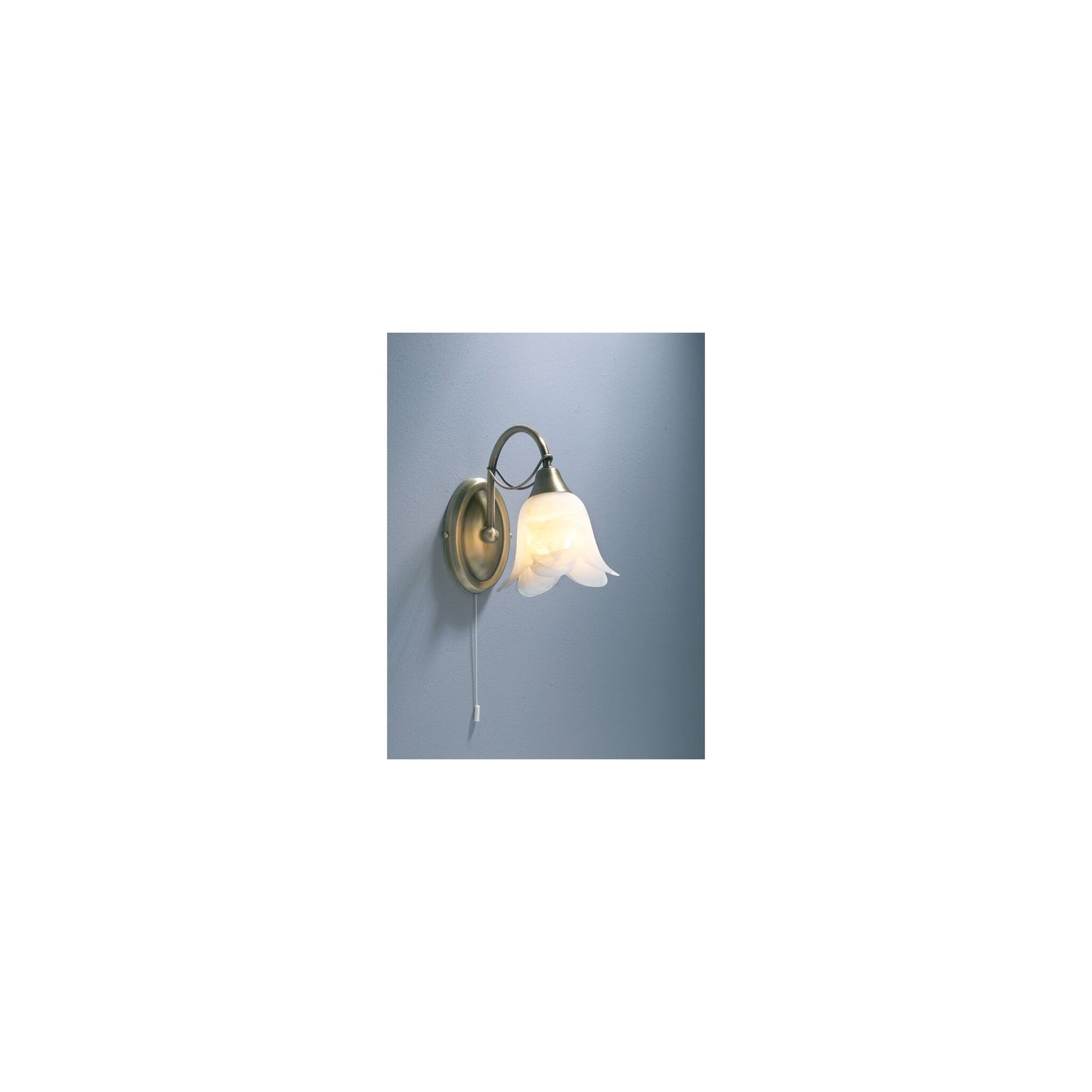 Doublet Single Wall Bracket with White Glass
