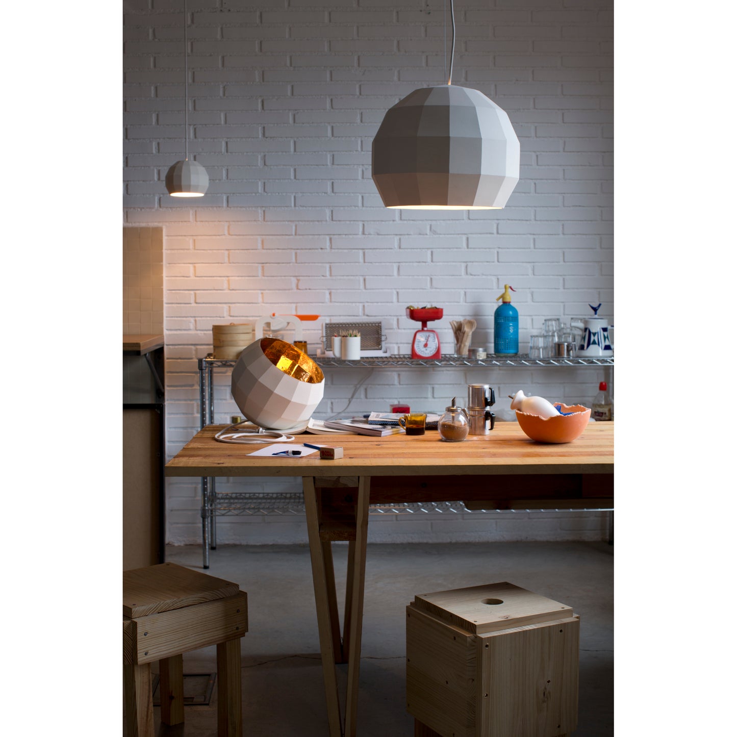 Scotch Club 26 Medium Pendant with Ceramic Diffuser