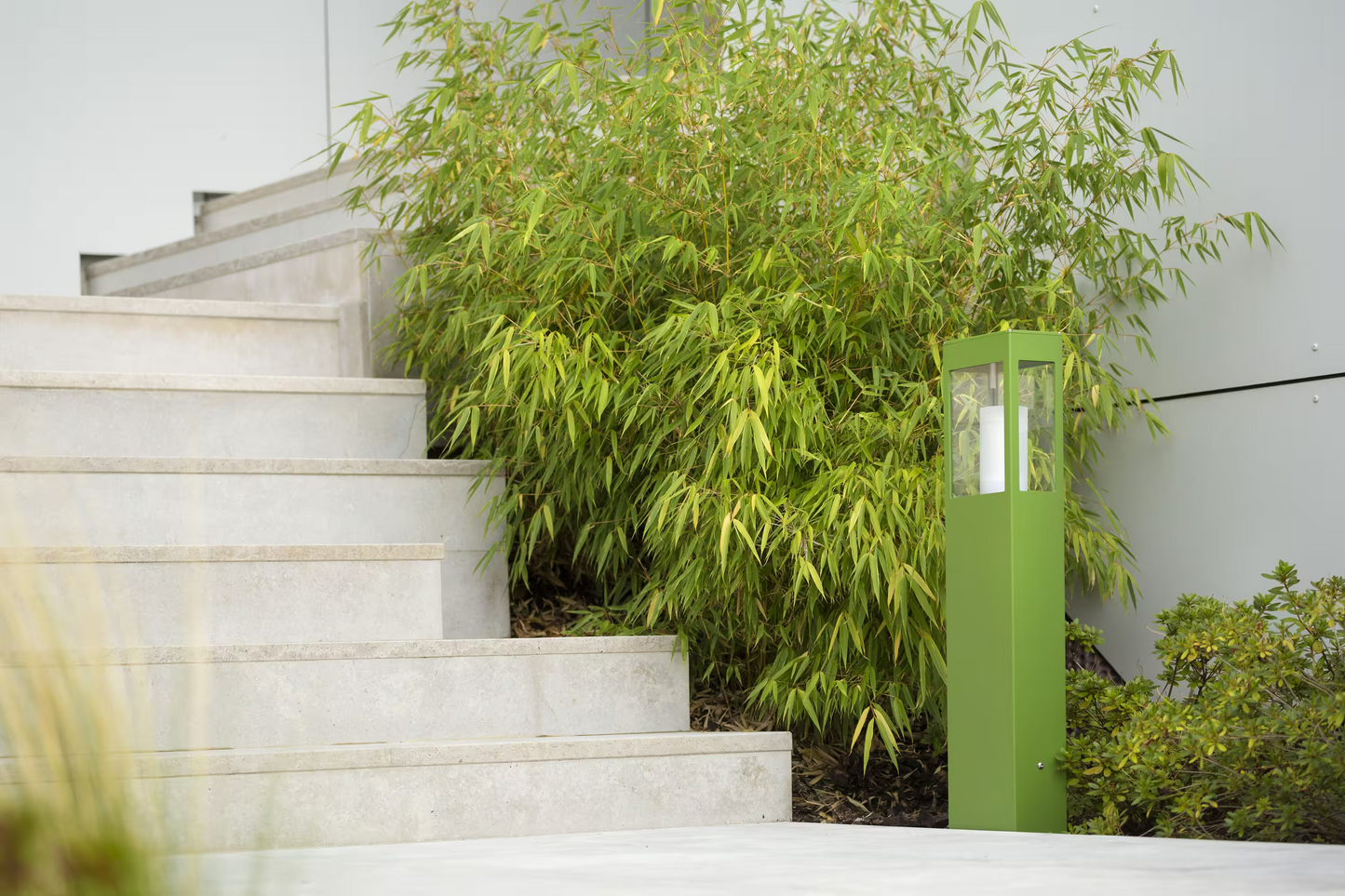 Brick Large Clear Glass Bollard