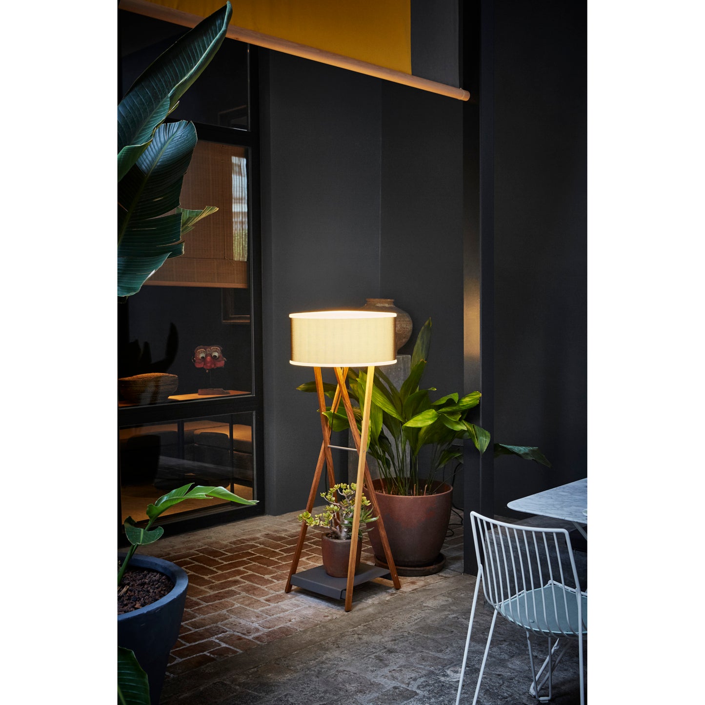Cala 140 IP65 Outdoor Floor Lamp With Diffuser