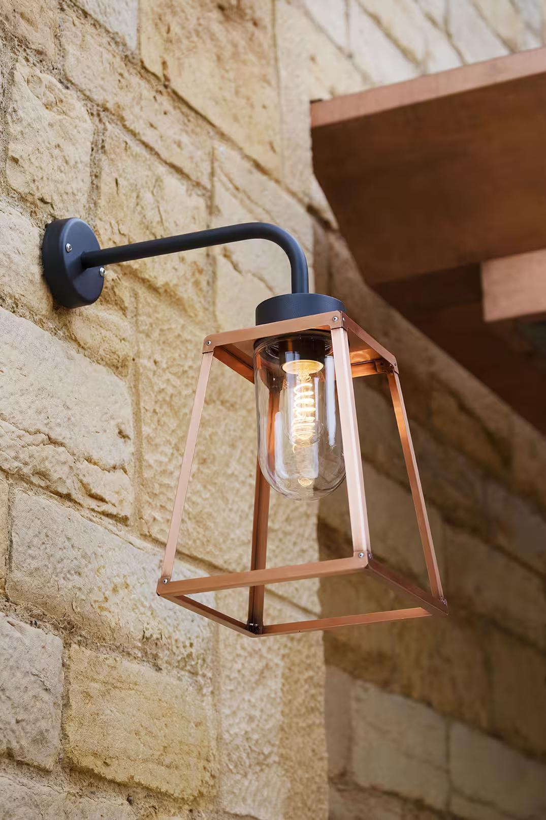 Lampiok Model 5 Wall Bracket Clear Glass Lantern