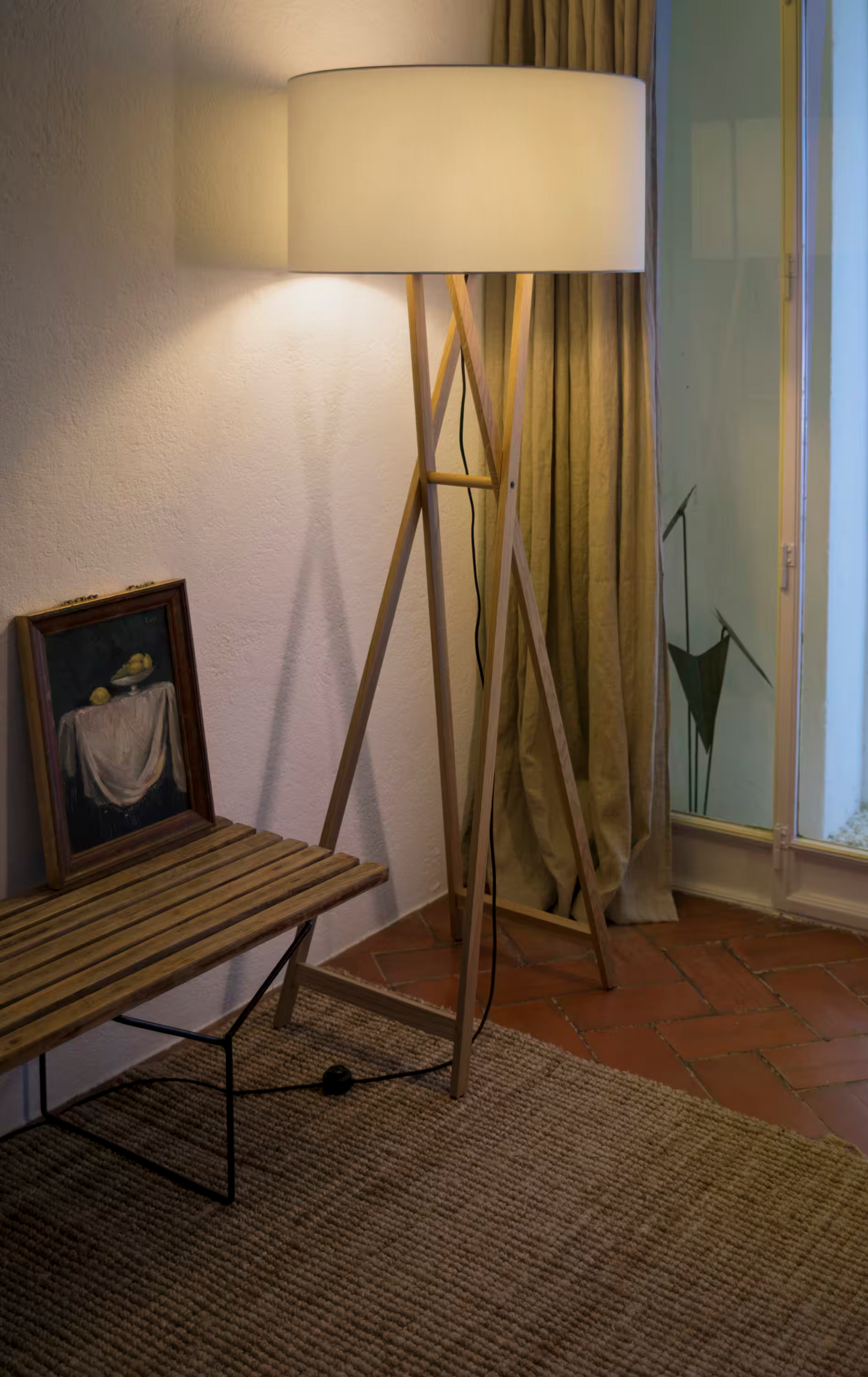 Cala P165 Pearl LED Floor Lamp