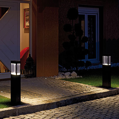 Tetra Medium Clear Glass 2900K LED Bollard