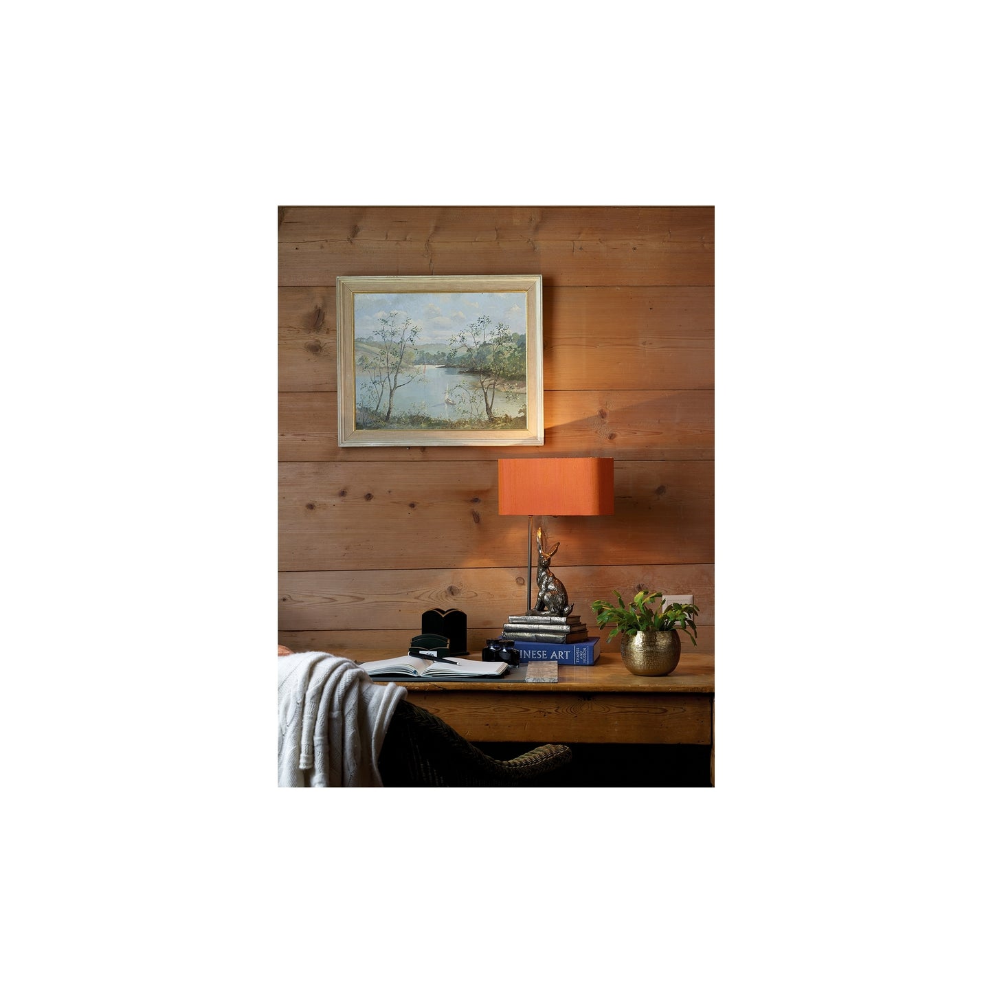 Hopper Table Lamp in Bronze Resin