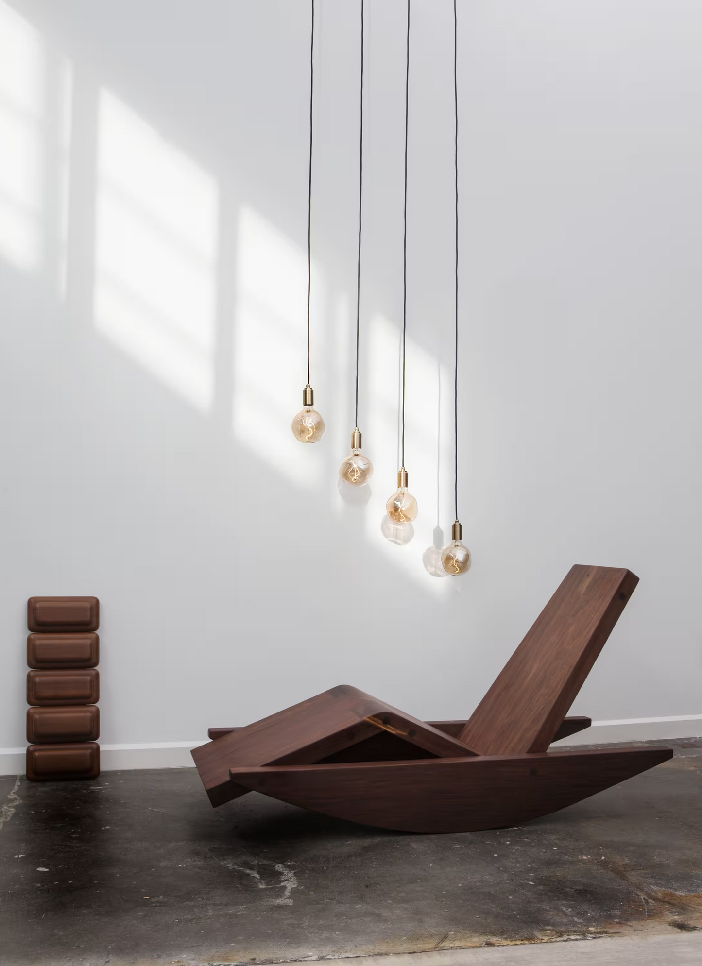 Voronoi I Tinted Glass Bulb with Brass Pendant