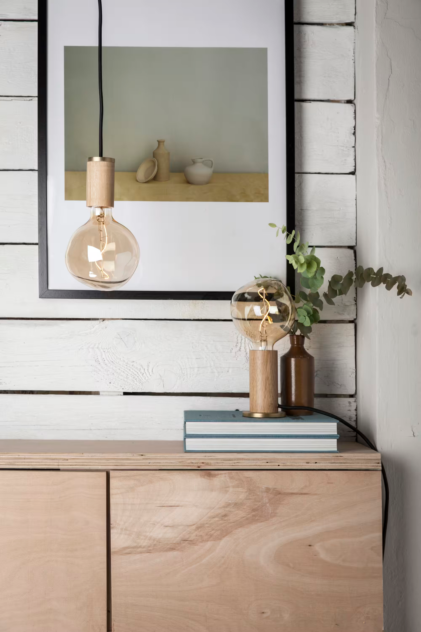 Voronoi I Tinted Glass Bulb with Brass Pendant