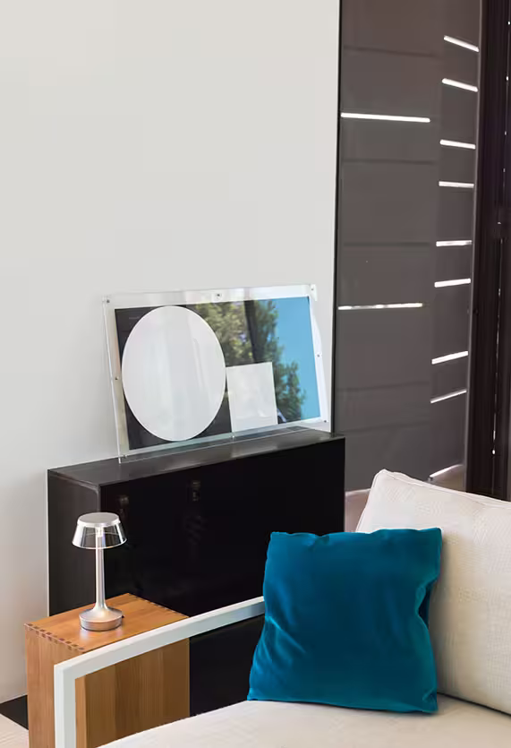 Bon Jour Rechargeable Table Lamp