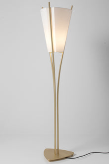 Curve XL Chinette Shade Floor Lamp