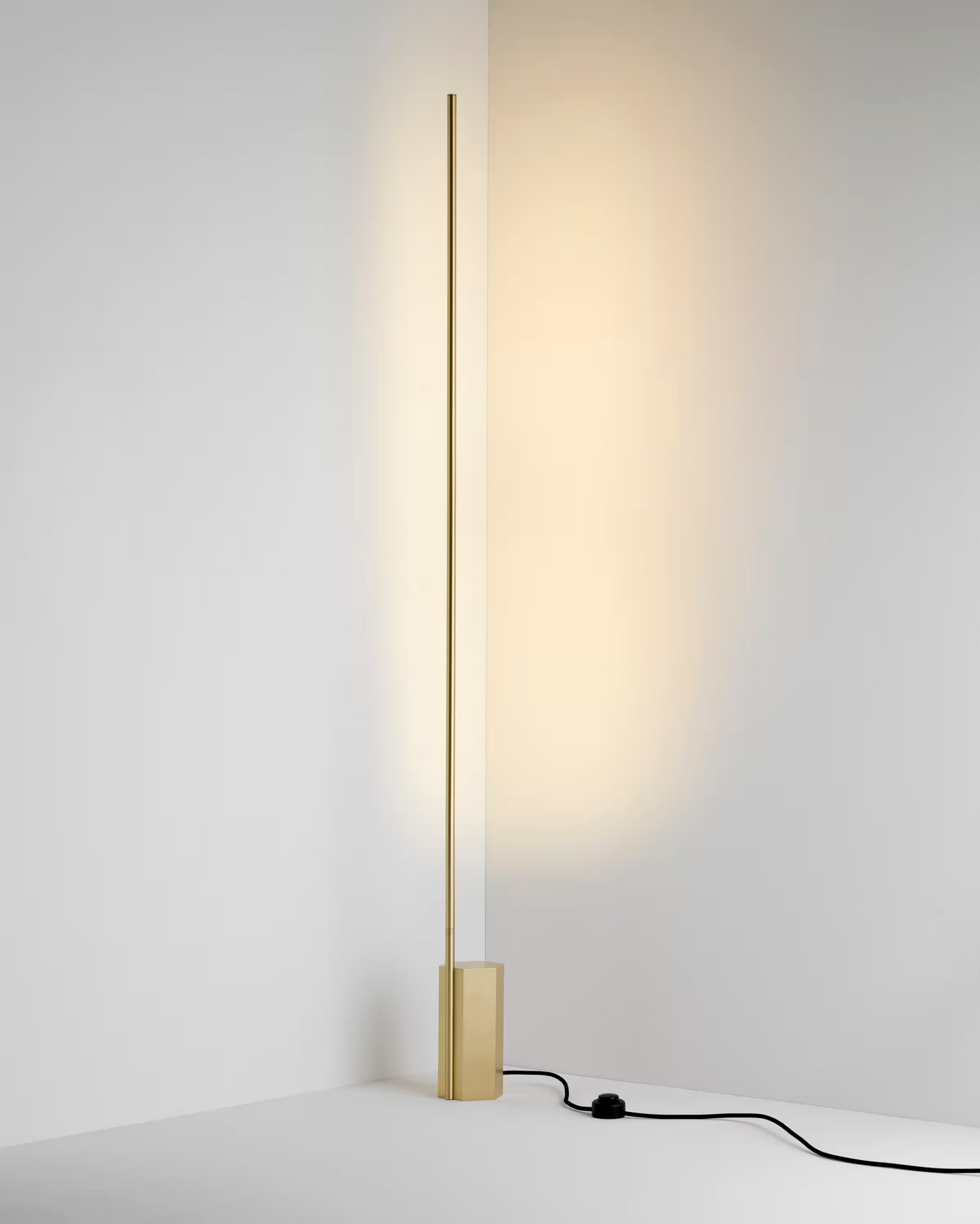 Link LED Floor Lamp