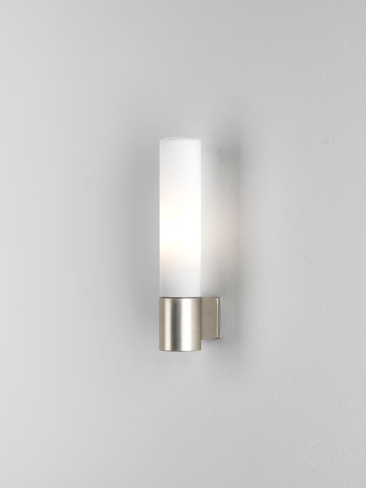 Bari Wall Light