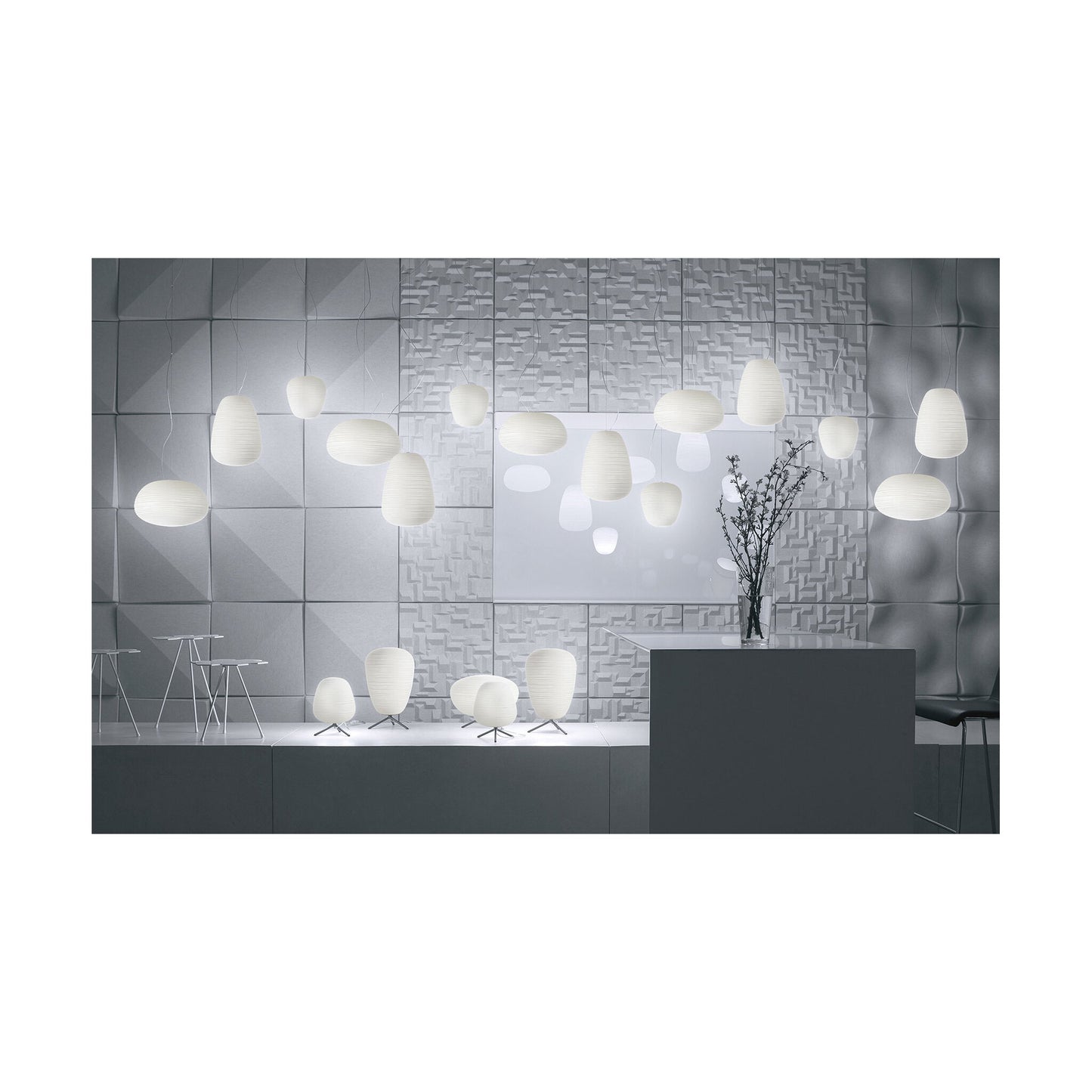 Rituals 1 On/Off Satin Glass Table Lamp with Coated Metal