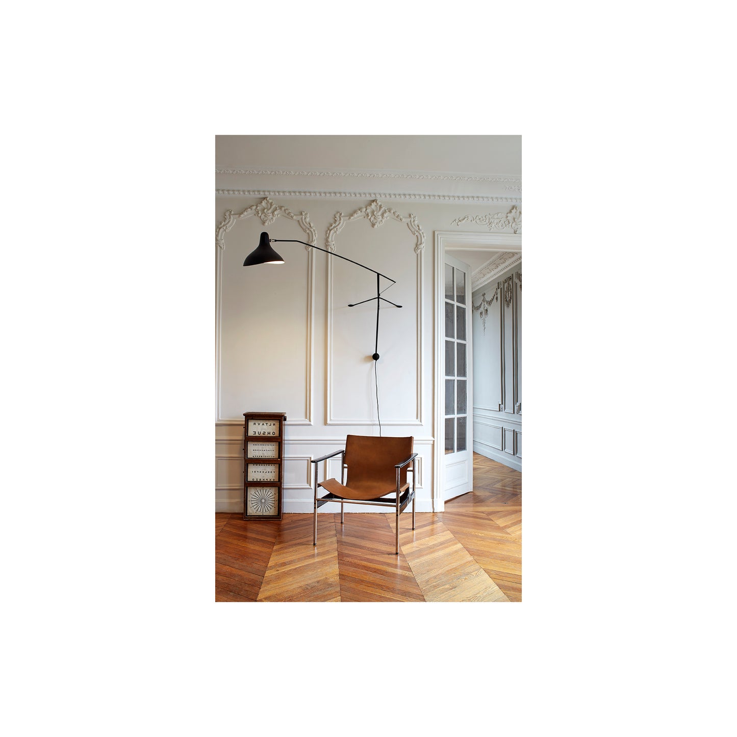 Mantis BS2 Adjustable Wall Light
