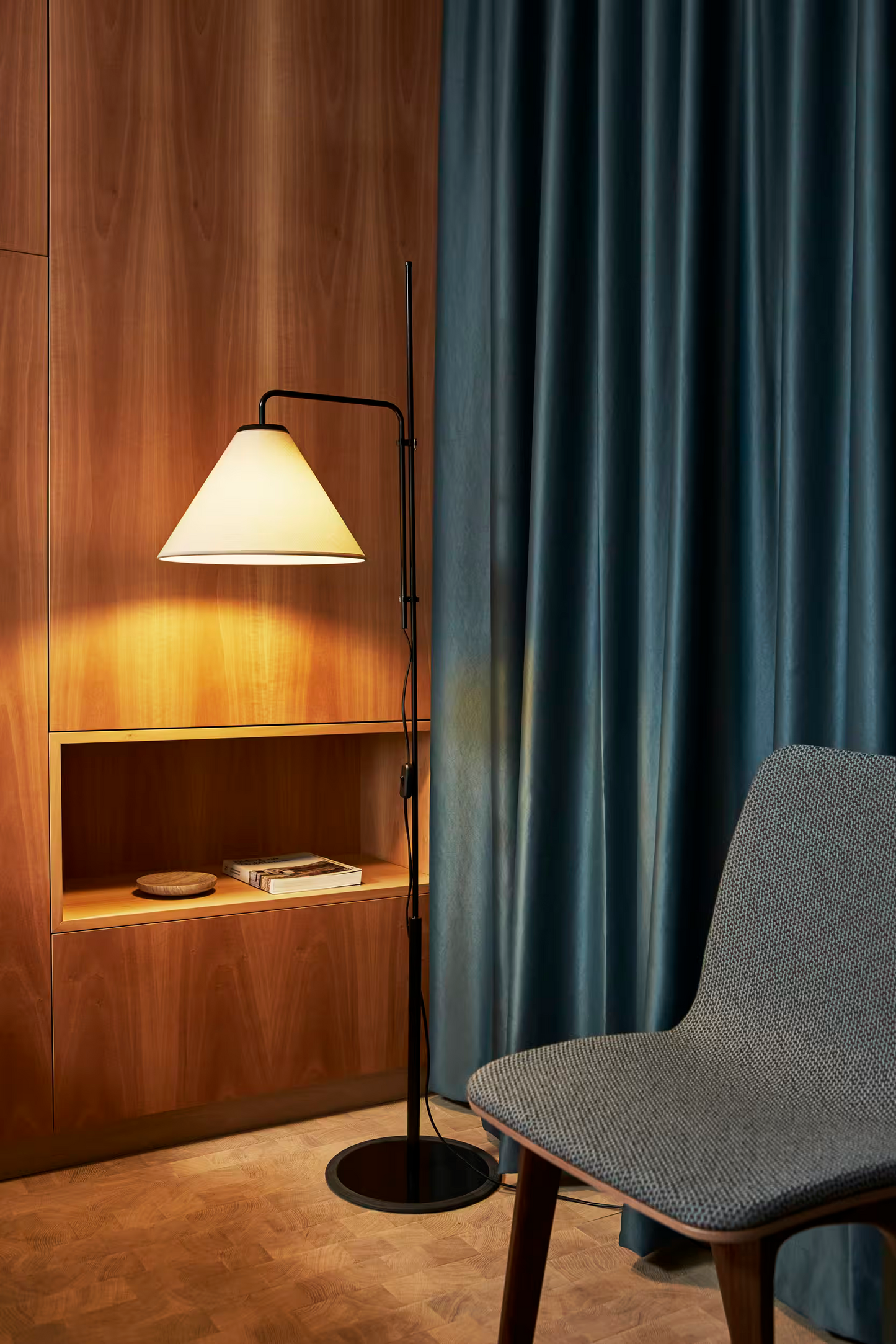 Funiculi Fabric Floor Lamp