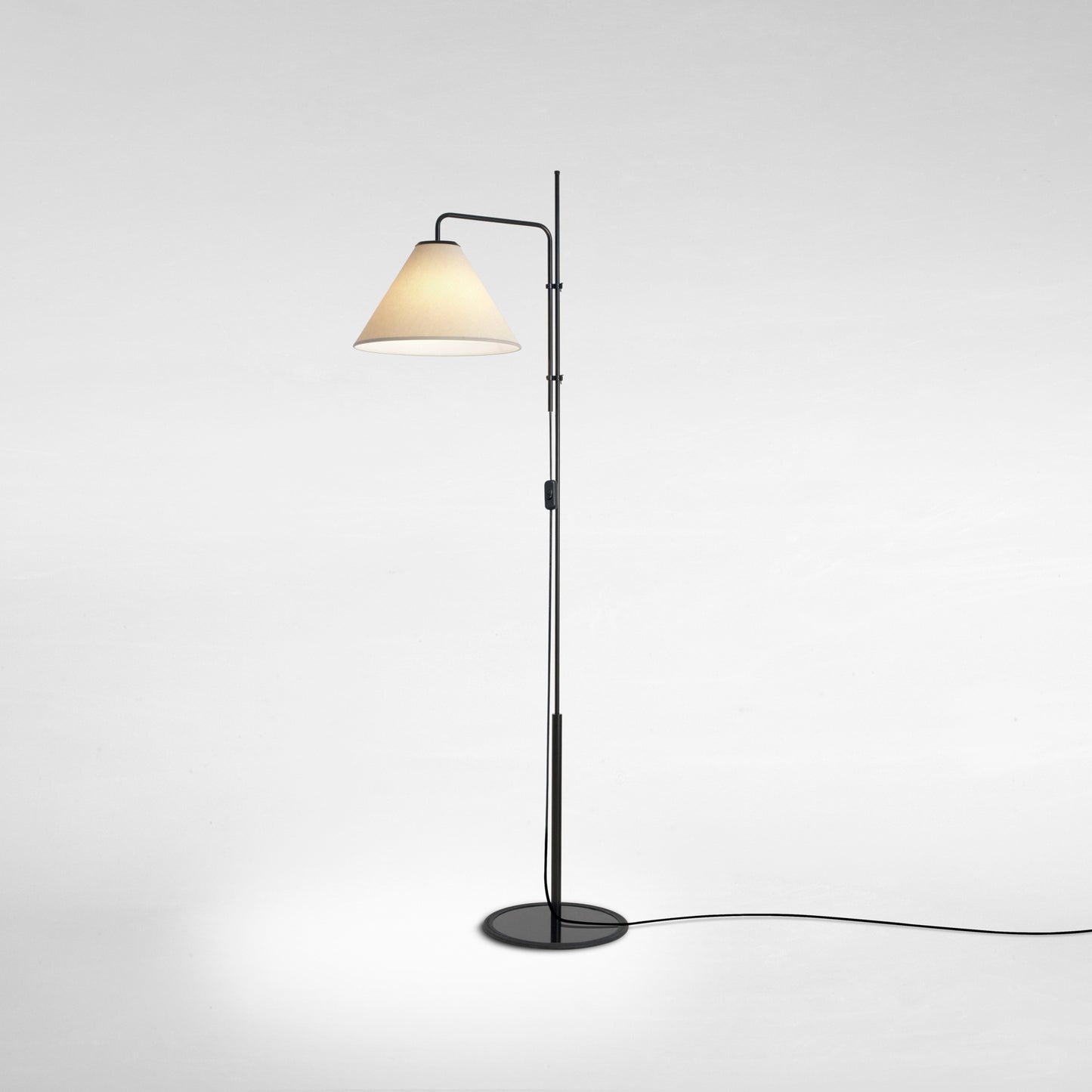 FuniculÃ­ Fabric Adjustable Floor Lamp