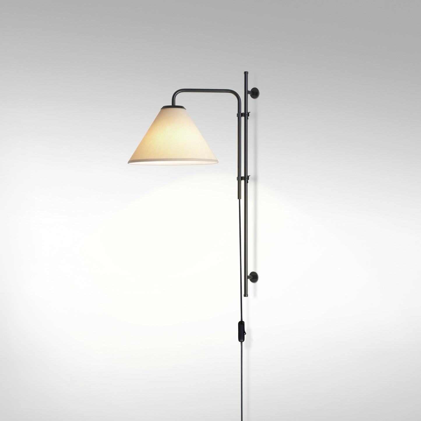 FuniculÃ­ A Fabric Adjustable Wall Light